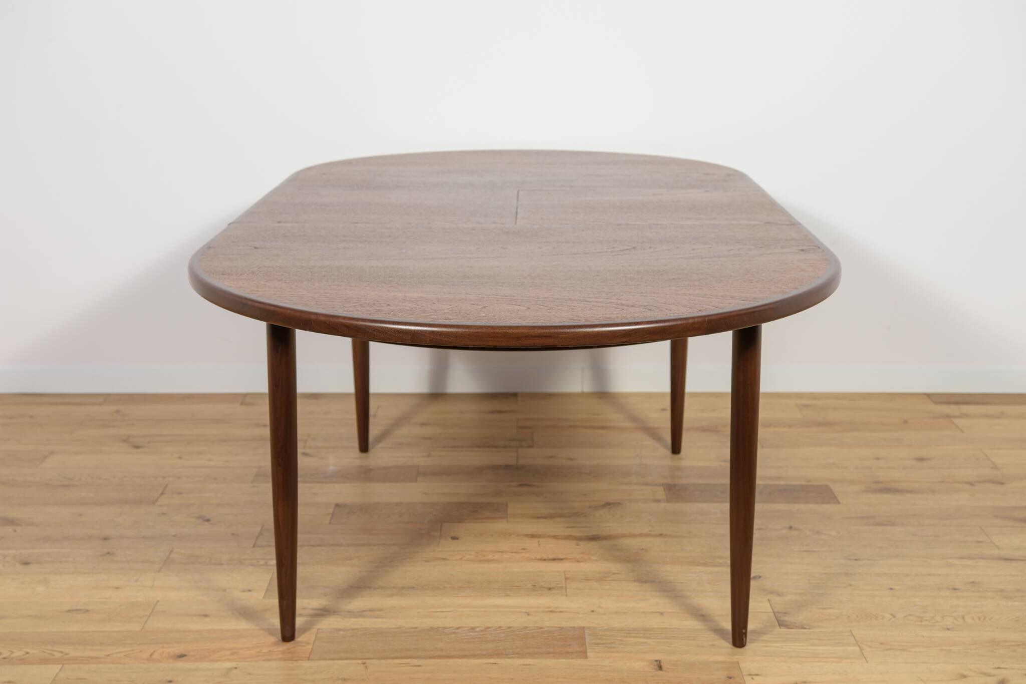 Mid-Century Oval Dining Table in Teak from G-Plan, United Knigdom, 1960s