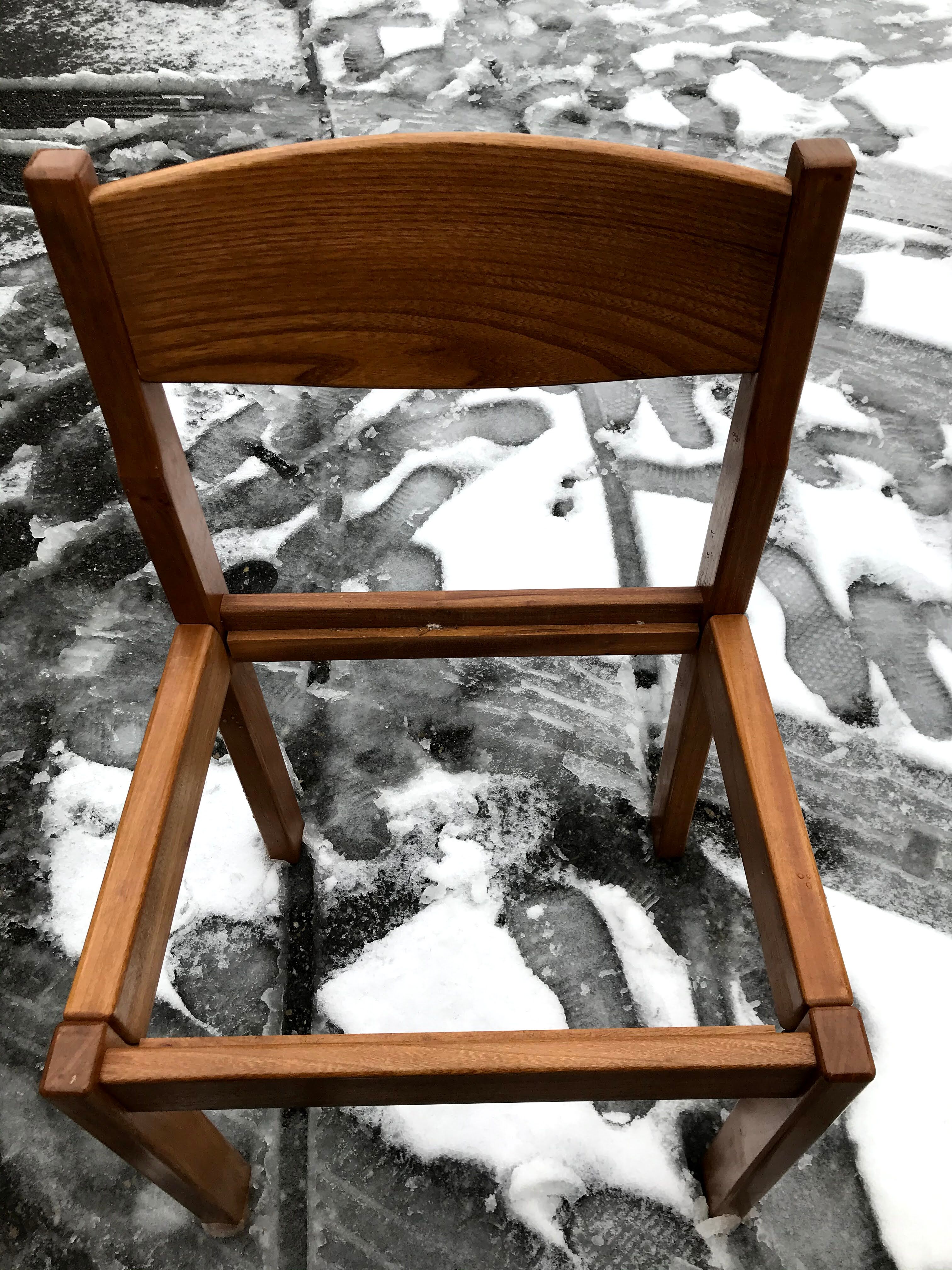 4 mulched and vintage elm chairs