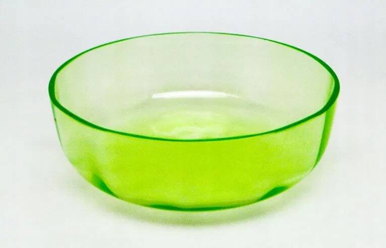 C9n art déco bol minimaliste en uranium 1930
