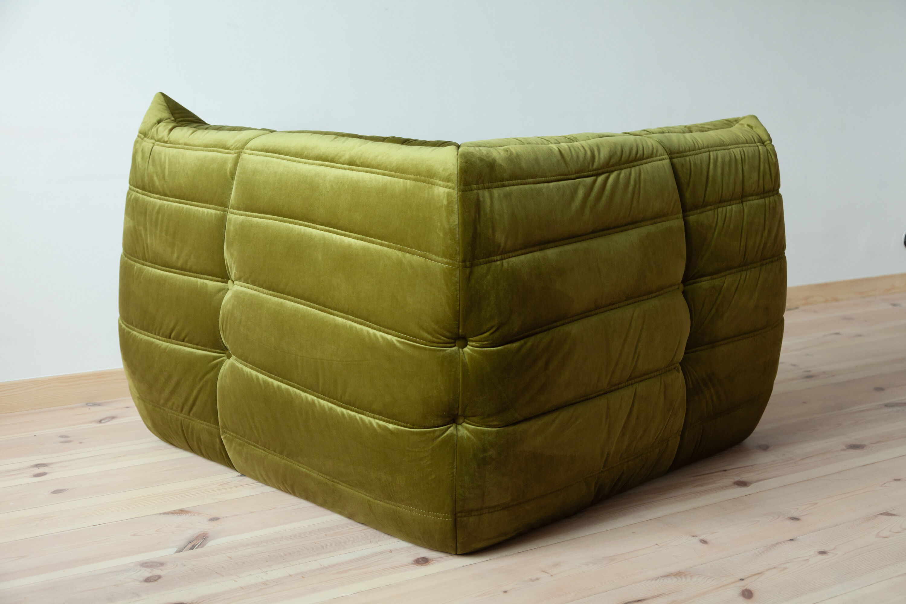 Togo sofa set model designed by Michel Ducaroy 1973