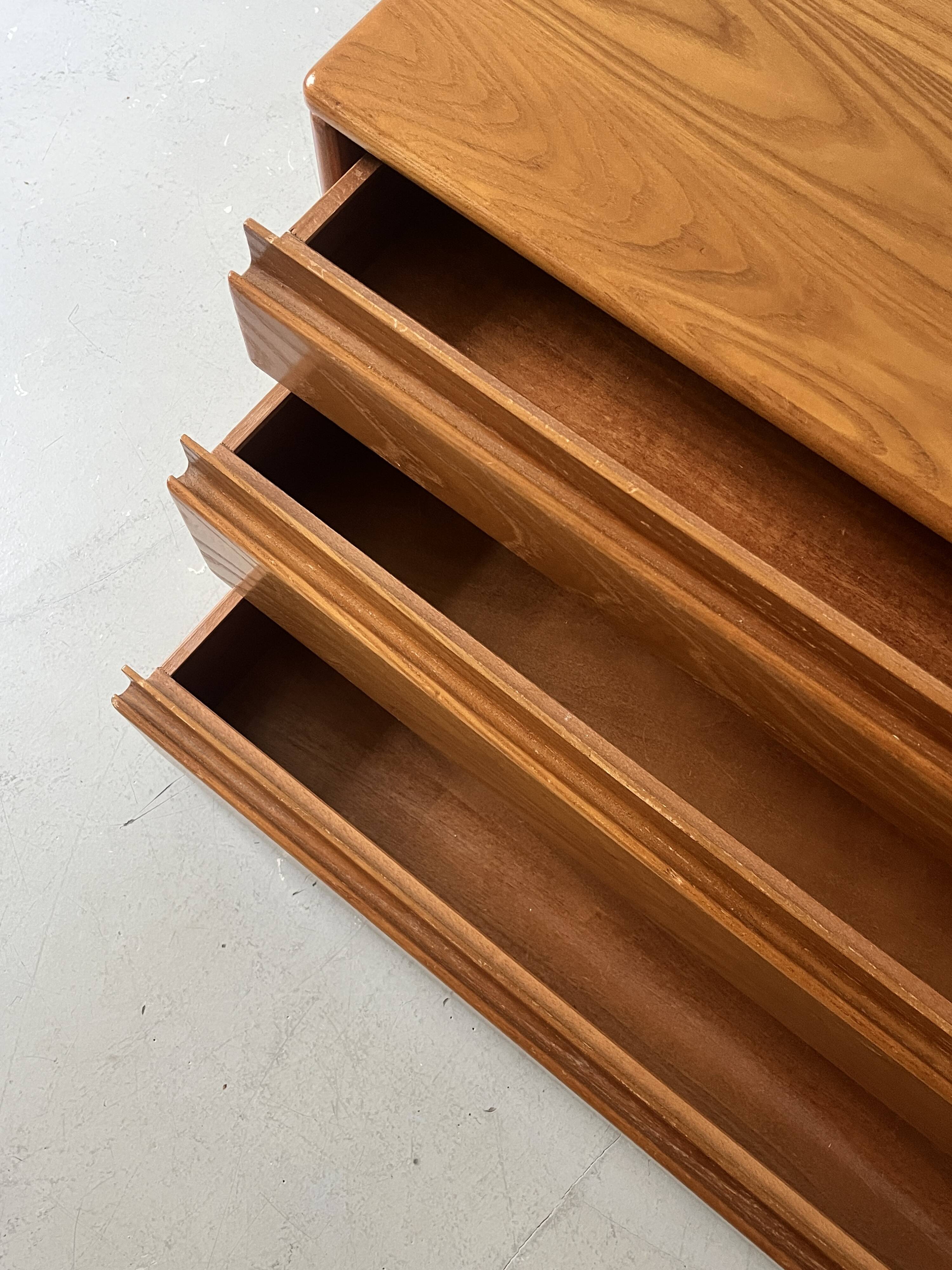 3-drawer chest of drawers in solid elm wood, Regain house