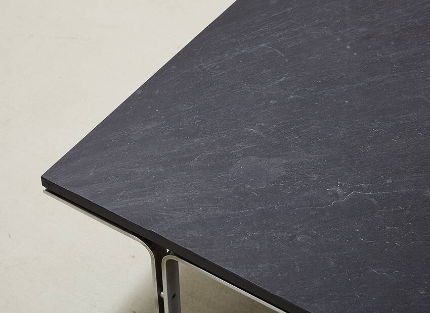 Table basse en ardoise Horst Bruning pour Kill International Allemagne années 1960