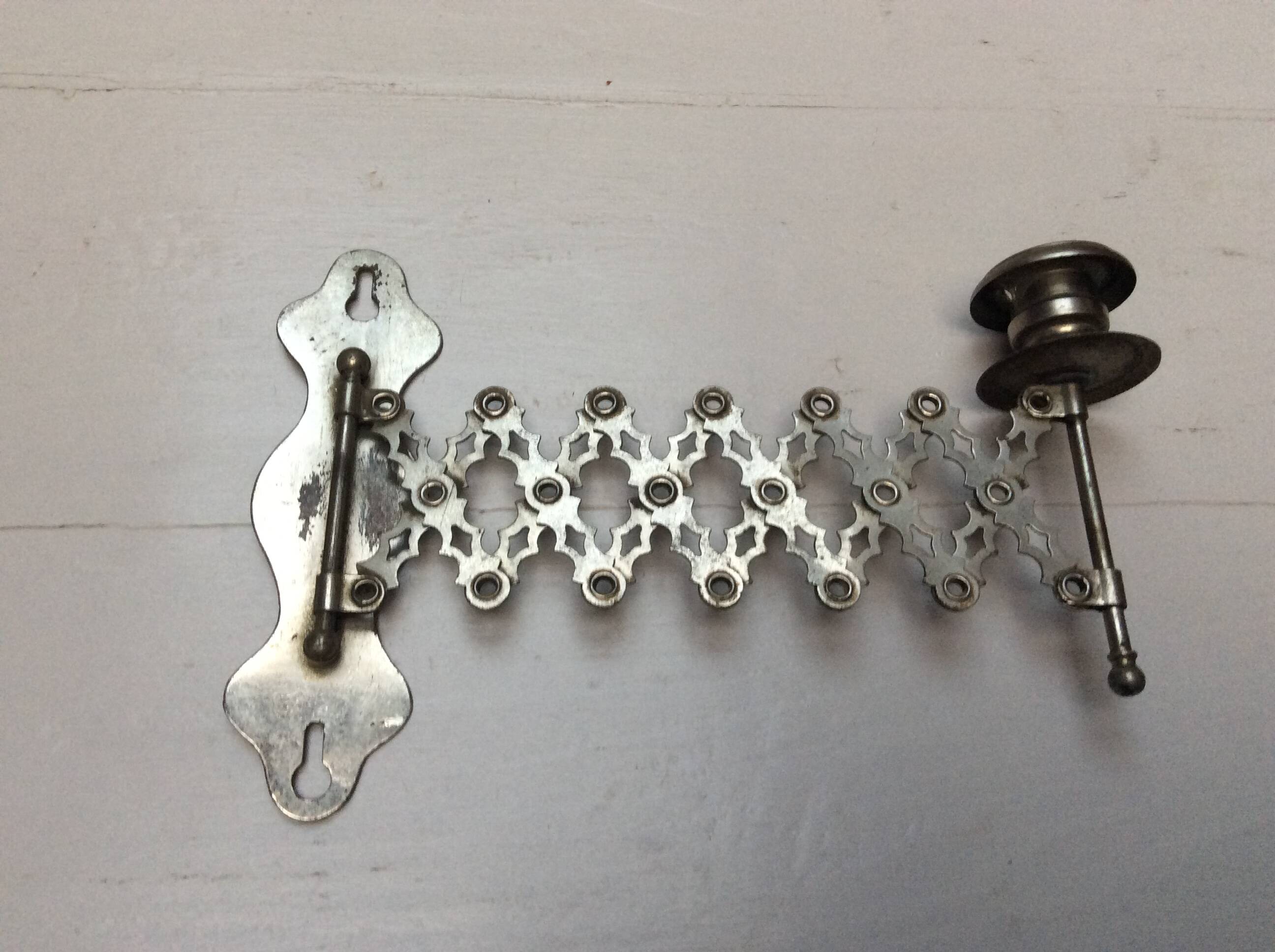 Wall candle holder