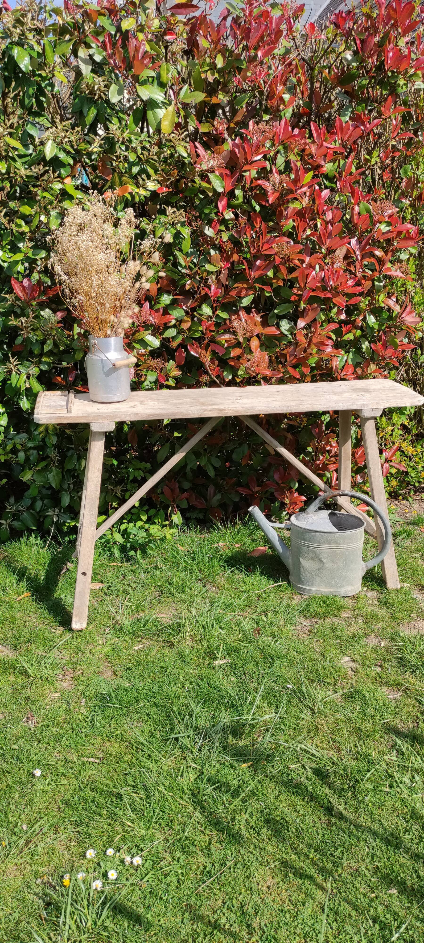Vintage washing table