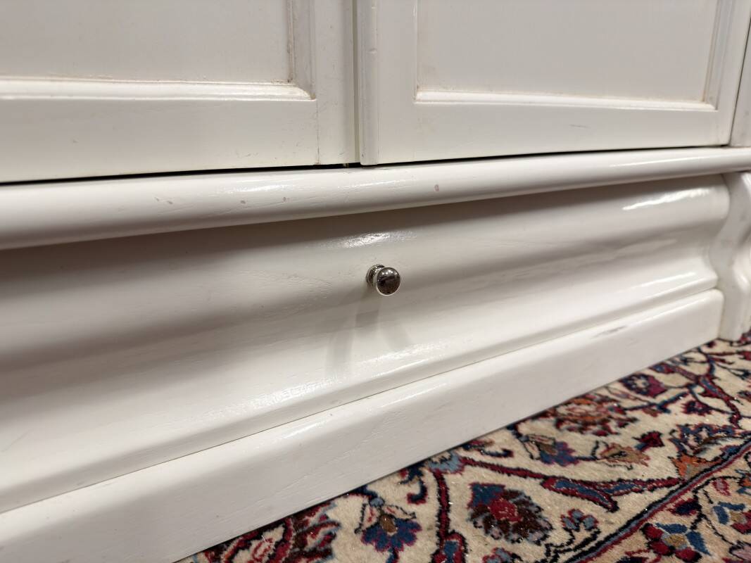 Original Globe Wernicke English Low Bookcase White