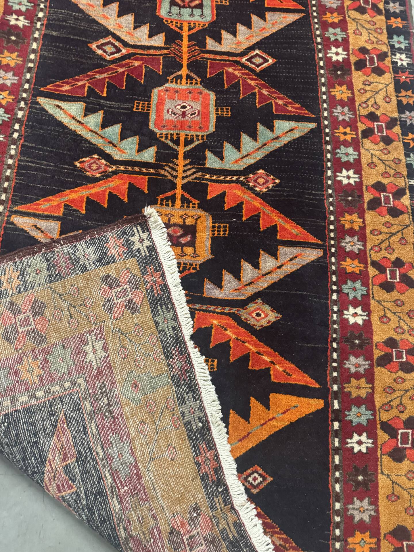 Tapis persan fait main