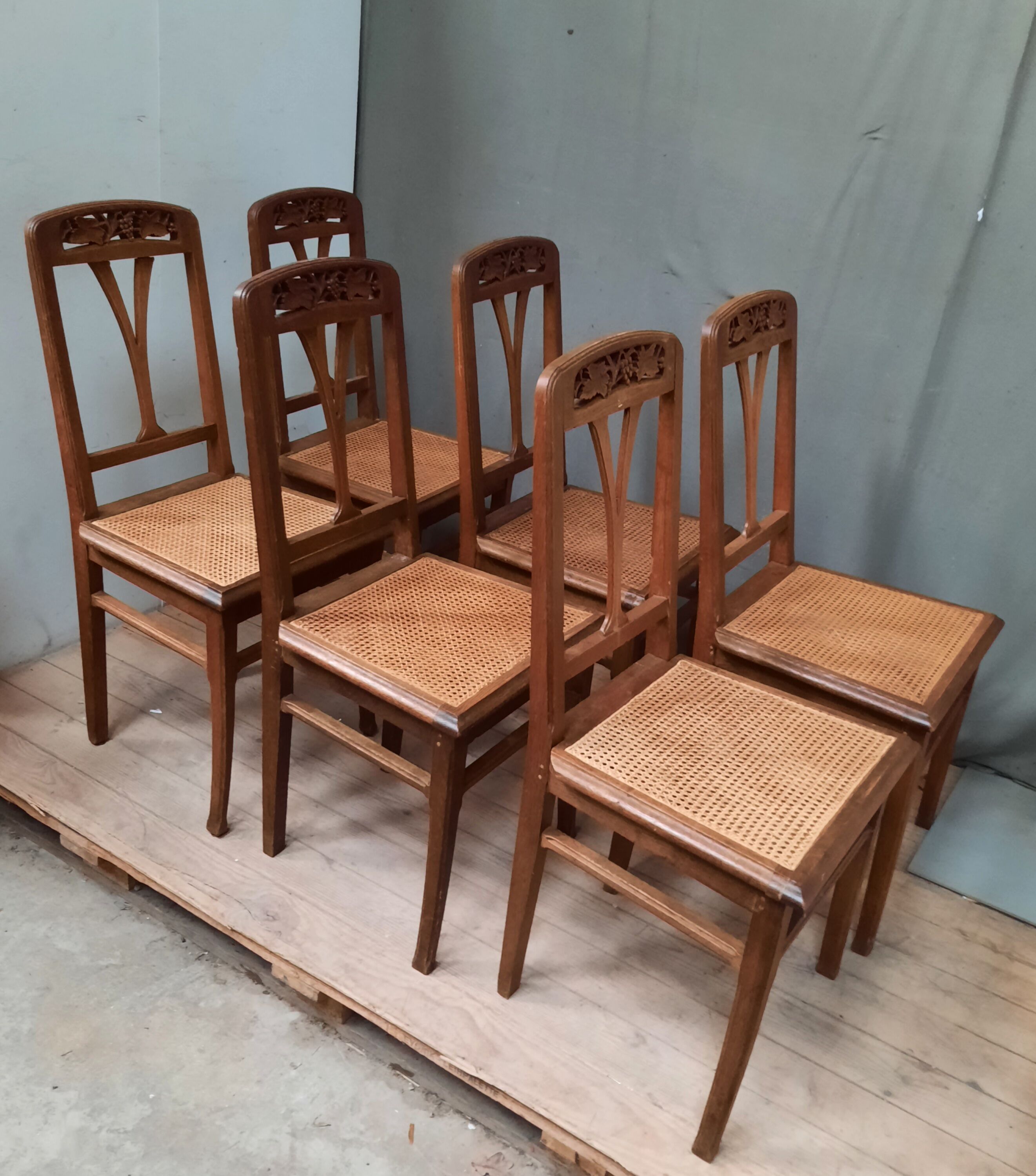 6 chairs