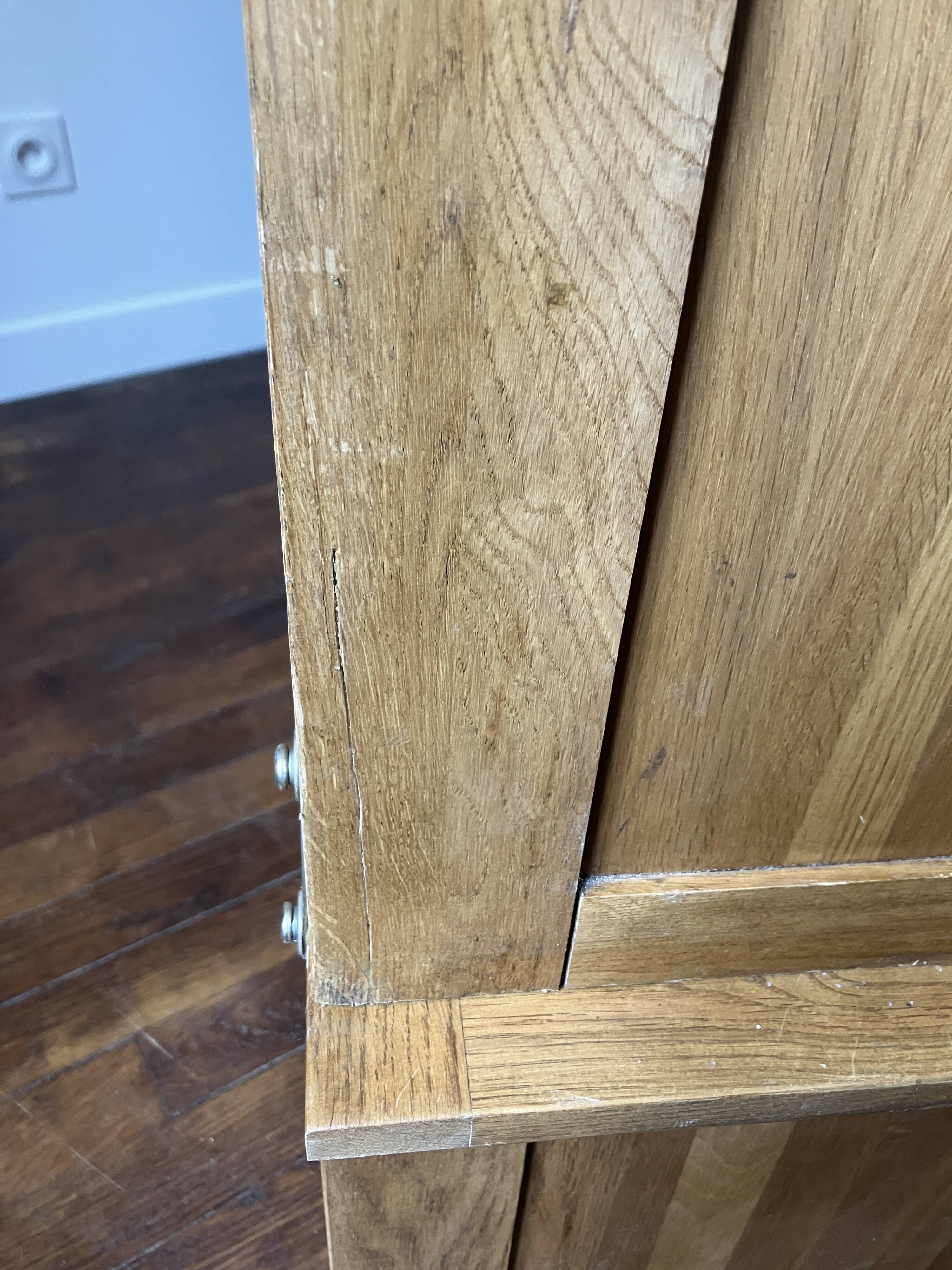 Armoire en Chêne Massif