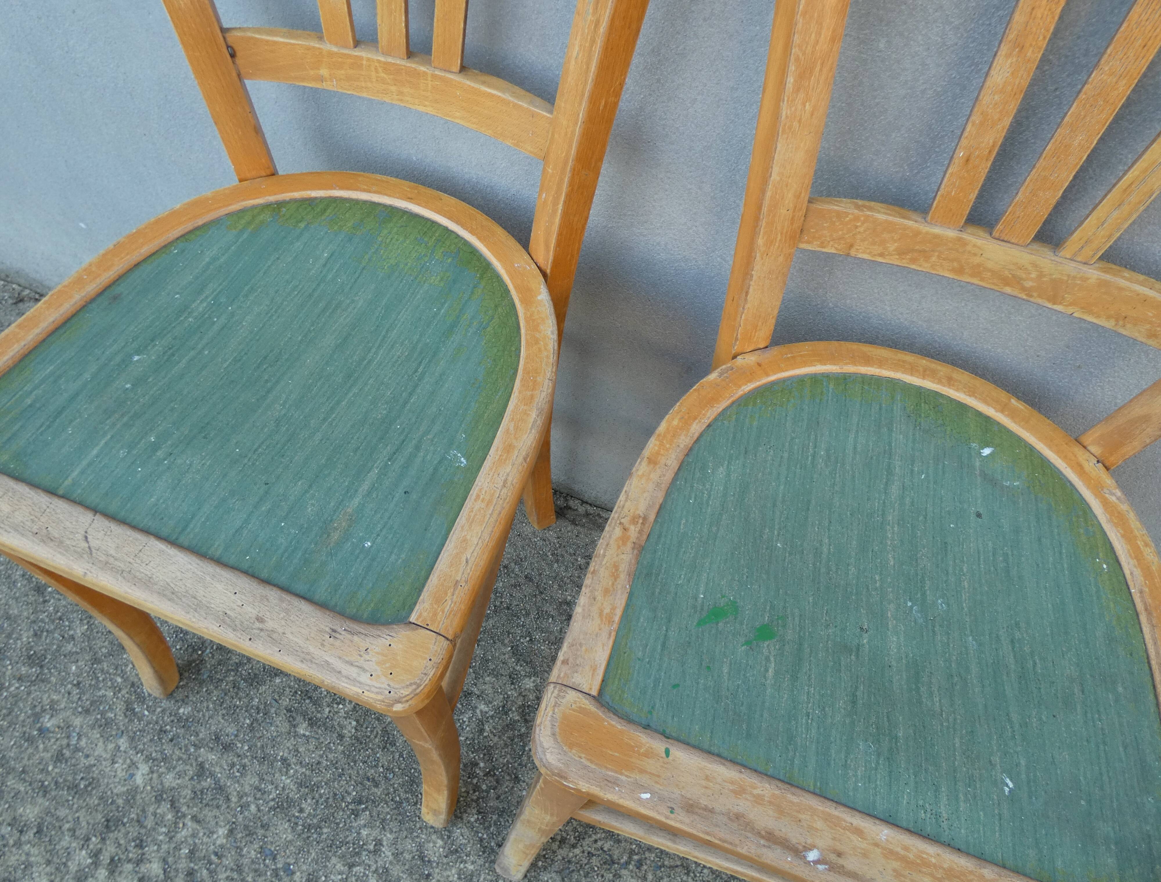 2 chaises de bistrot vintage