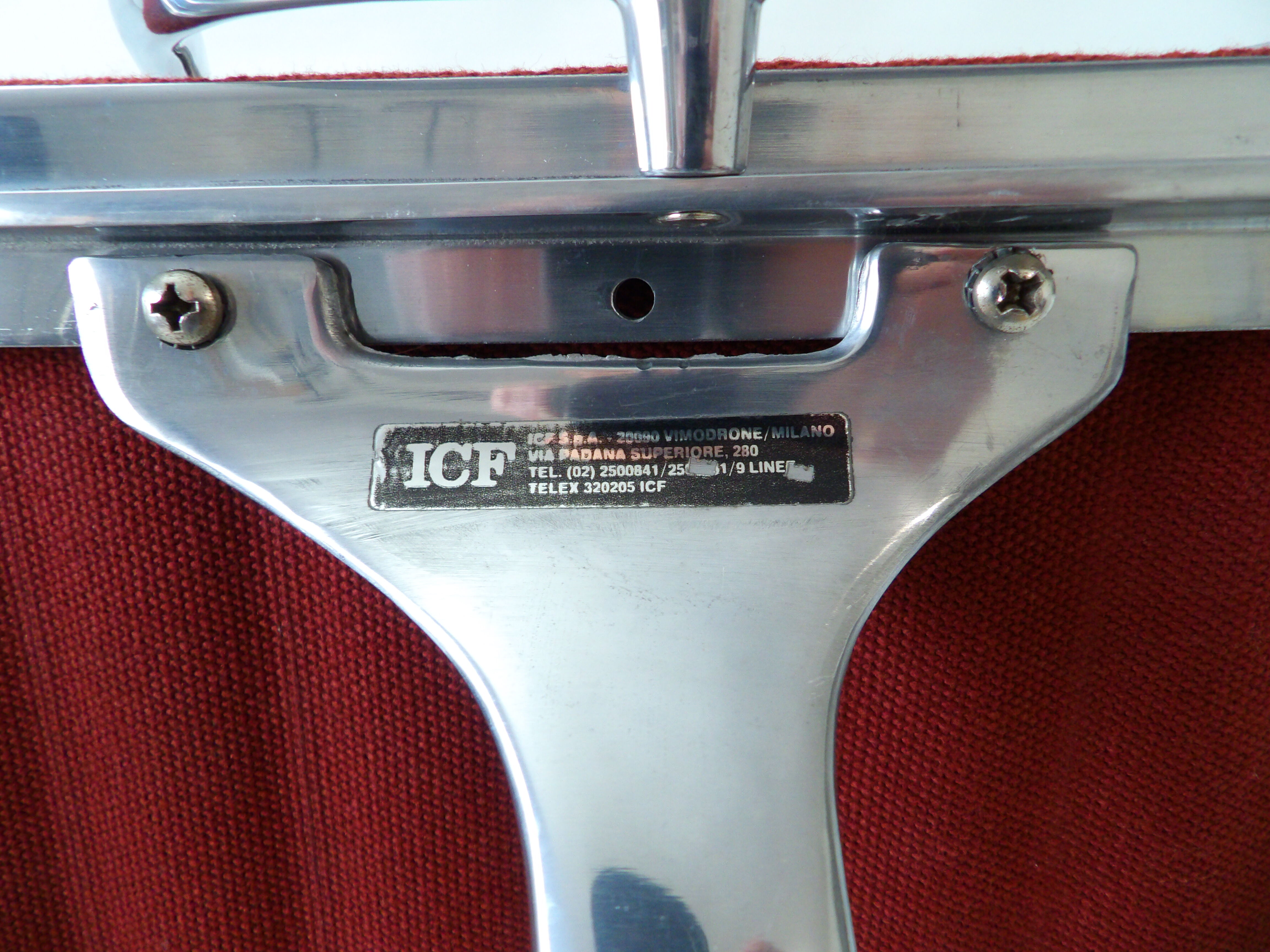 Swivel armchair Charles & Ray Eames  icf edition