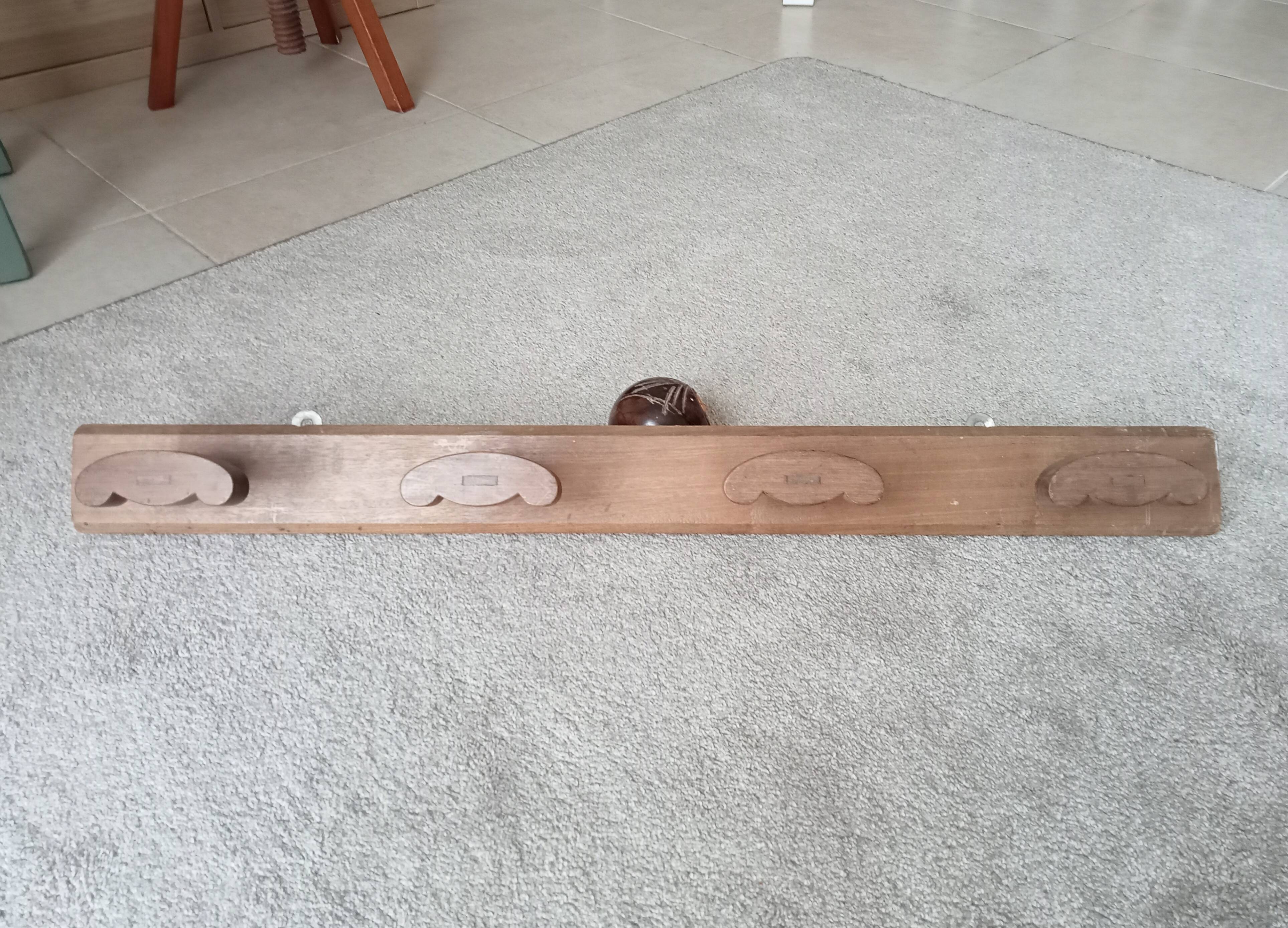 Vintage wall coat rack pop art