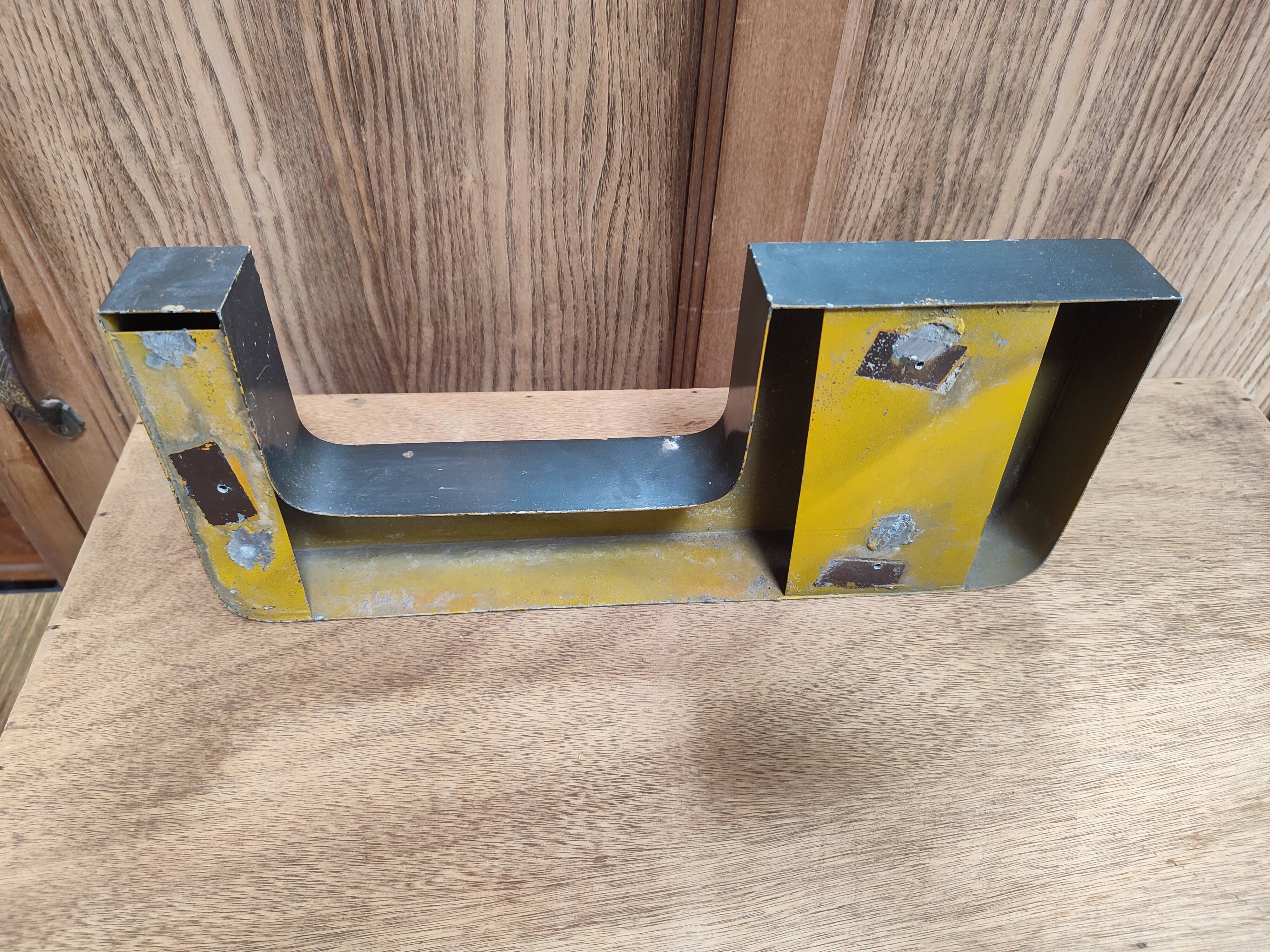 Vintage sign letter U