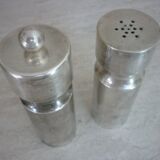 Ermetic salt and pepper shaker by Stéphane Prud'homme in silver metal
