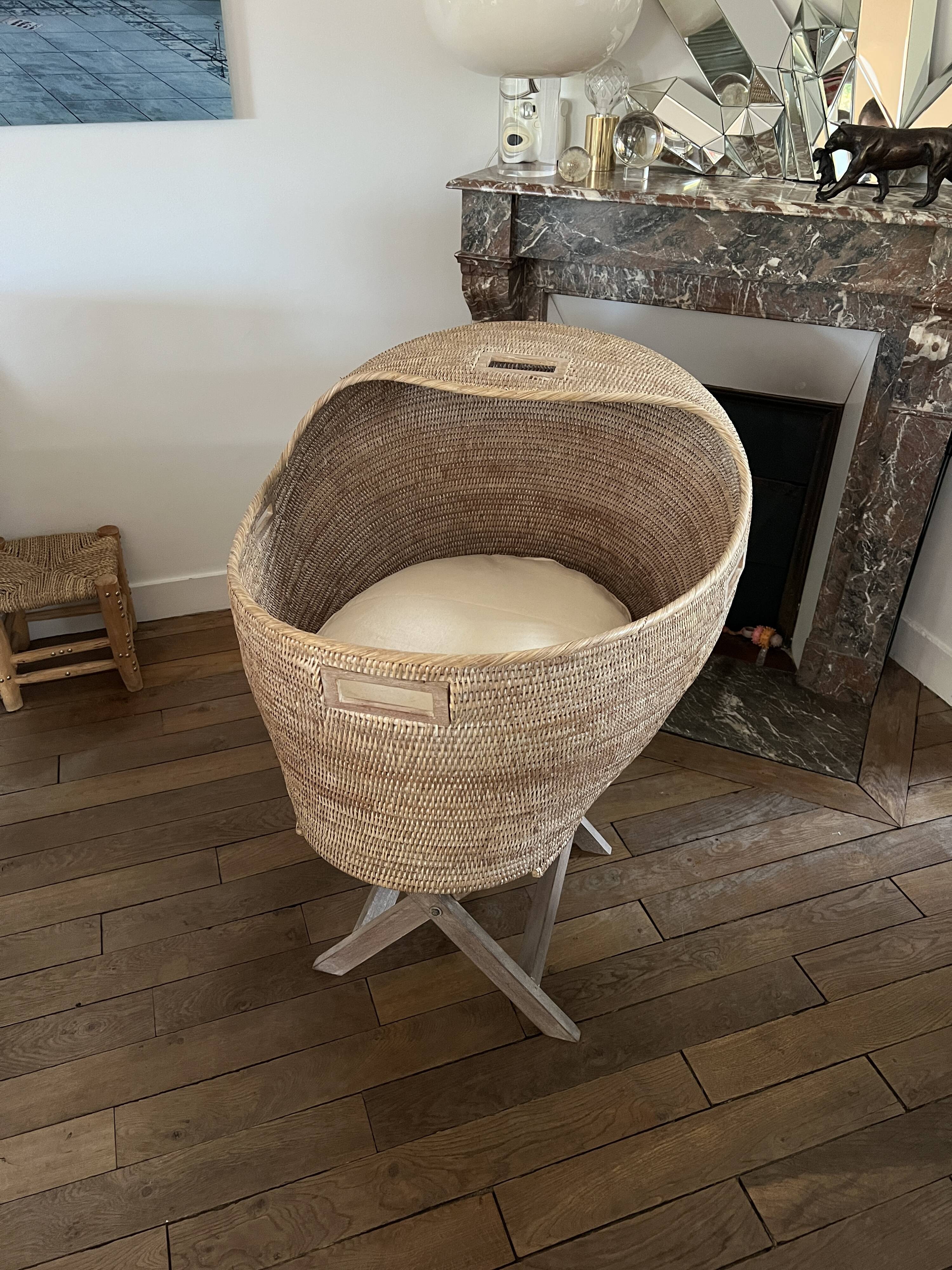 Cocoon Cradle