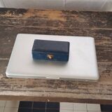 Table with turned legs