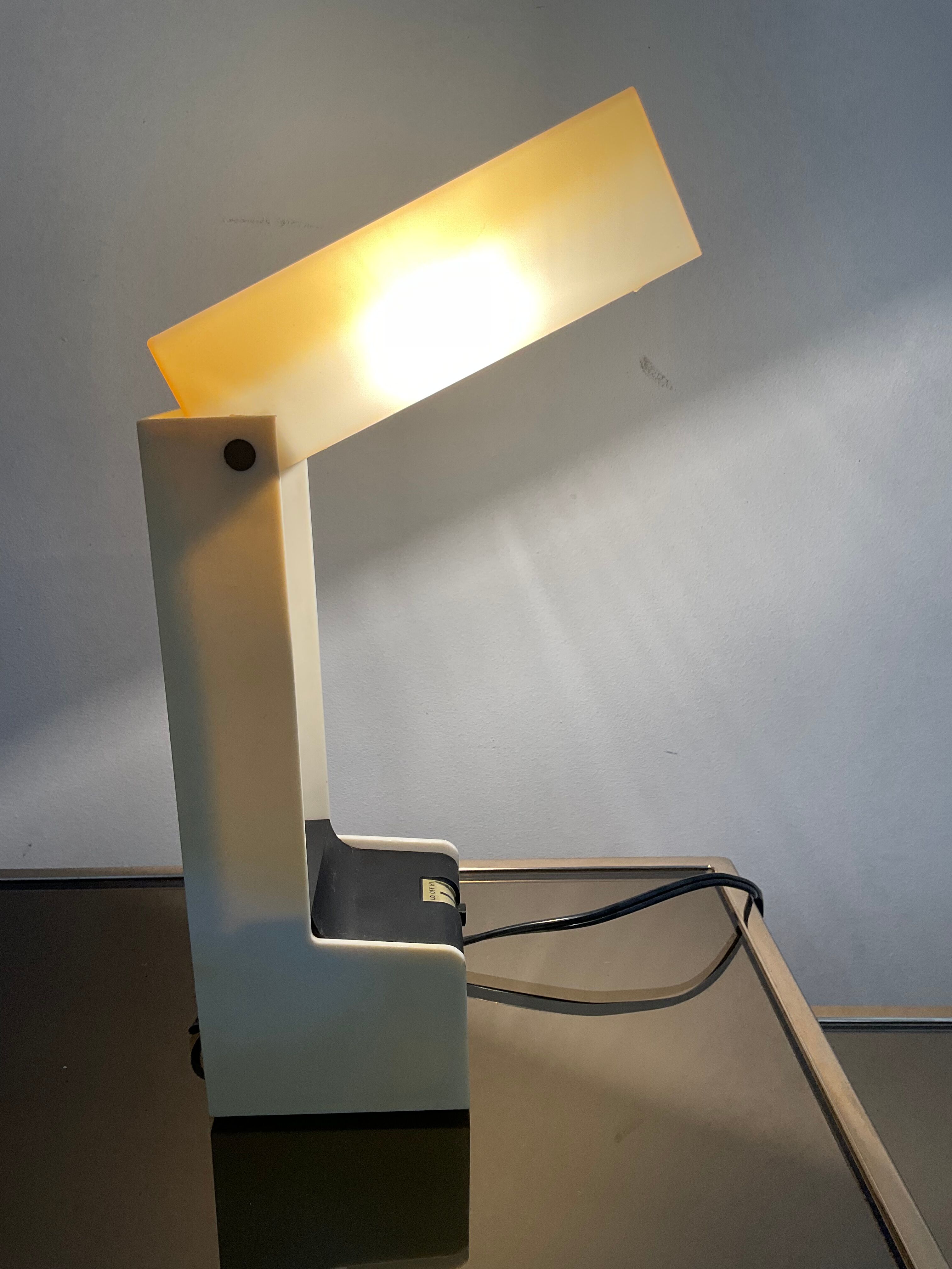 70s desk folding lamp