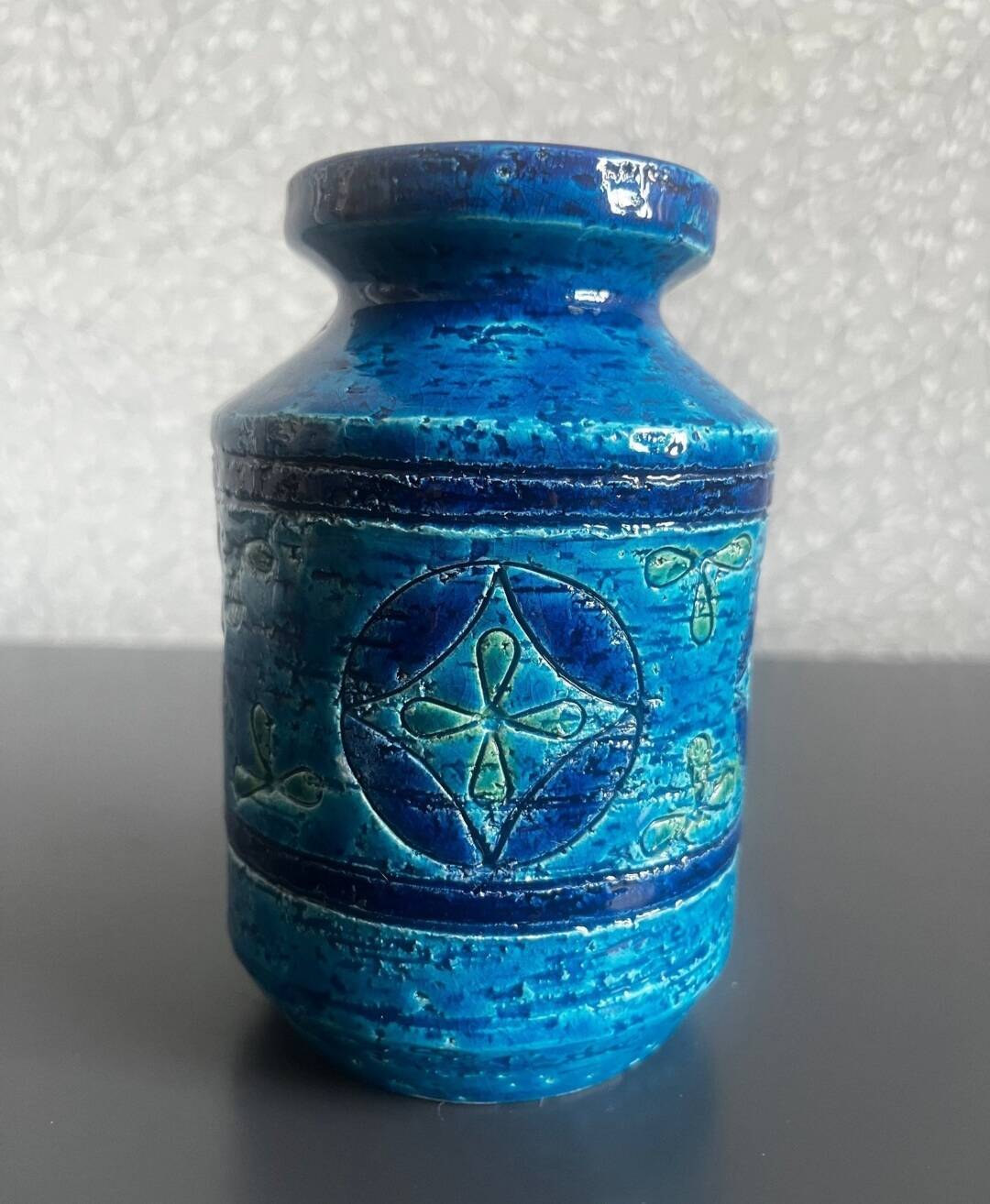 Ceramic vase "Liberty Blue".

Designer Aldo Londi