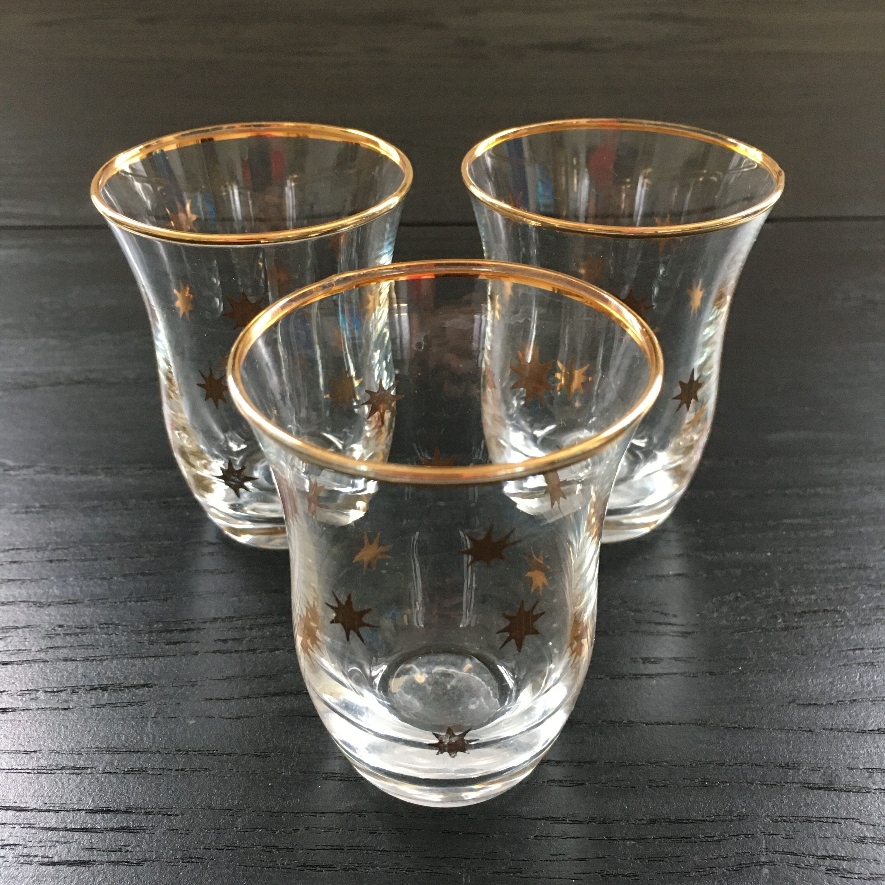 Lot 3 glasses golden stars