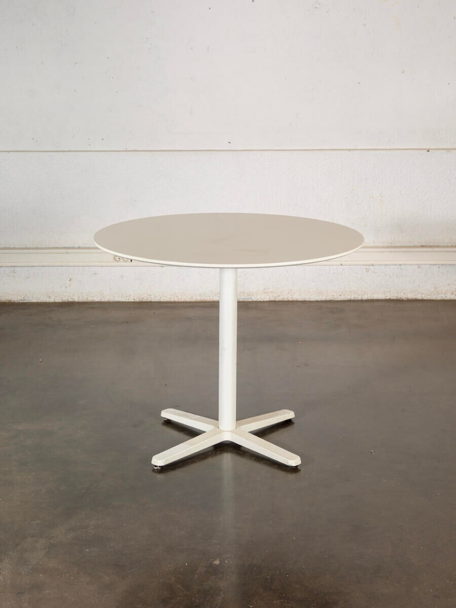 Table ronde blanche