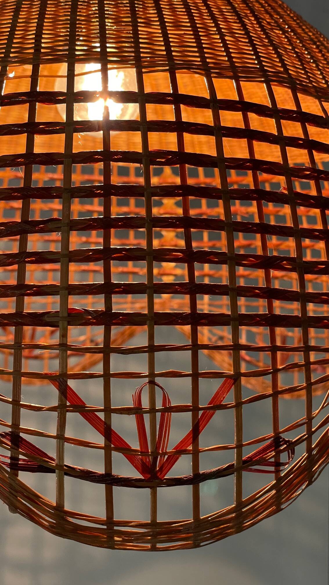 WILLOW SUSPENSION Vintage