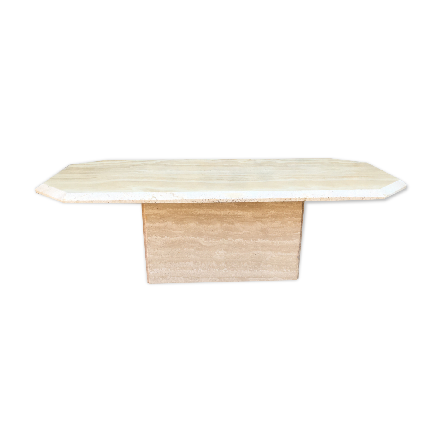 Coffee table in travertine