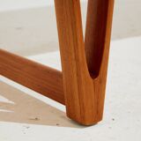 Restored teak coffee table (MK10666)