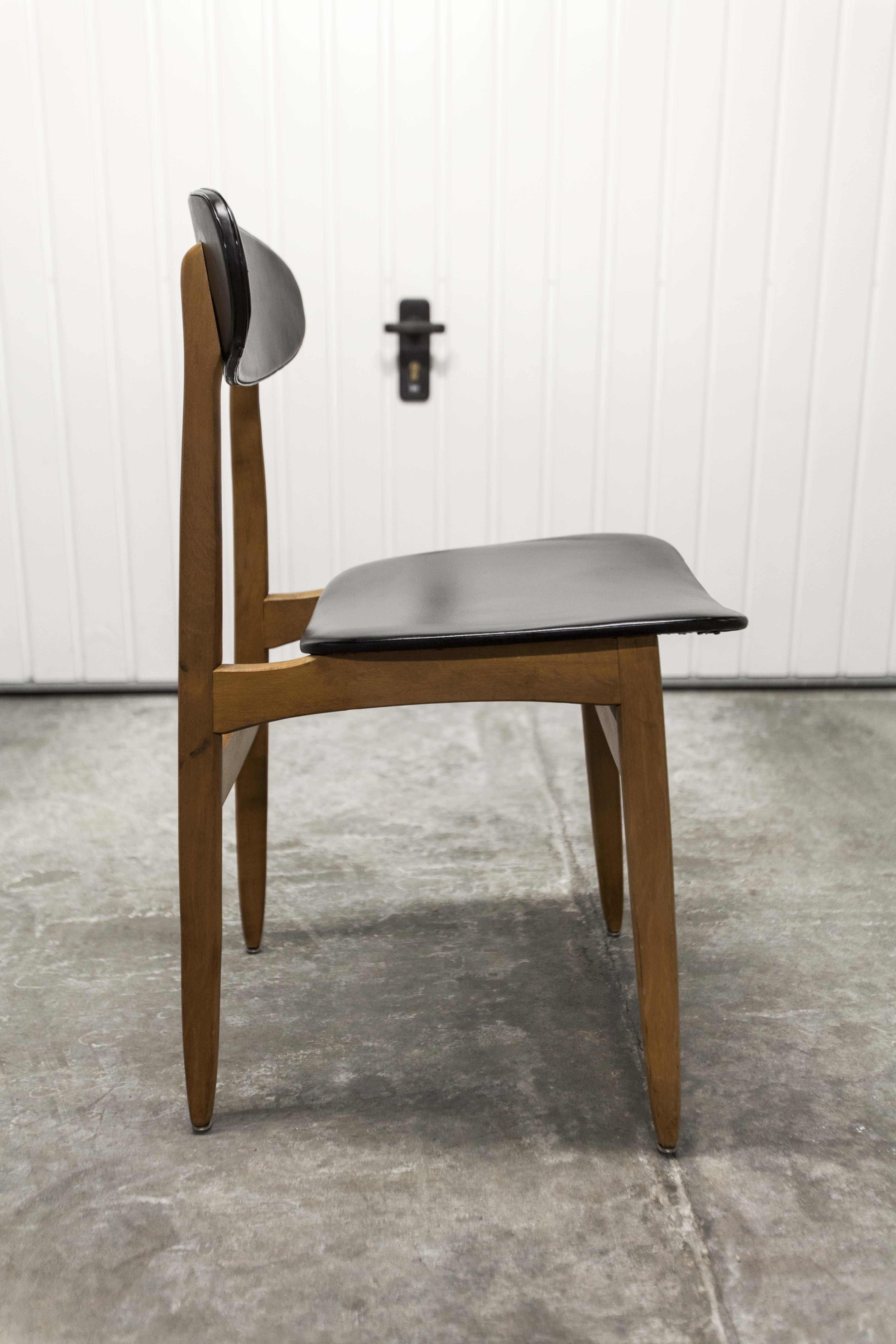 Set of 6 chairs Scandinavian oval back