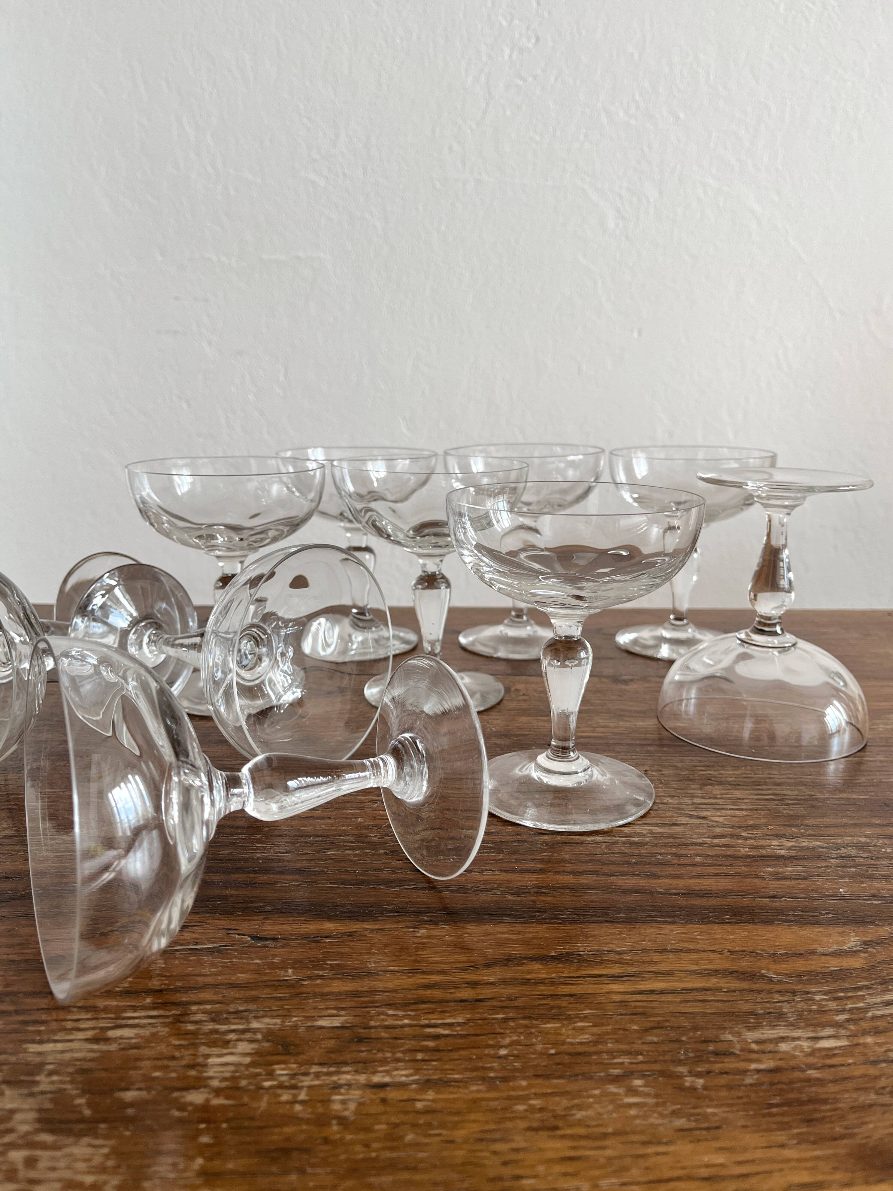 10 antique champagne glasses in blown glass, 19th century