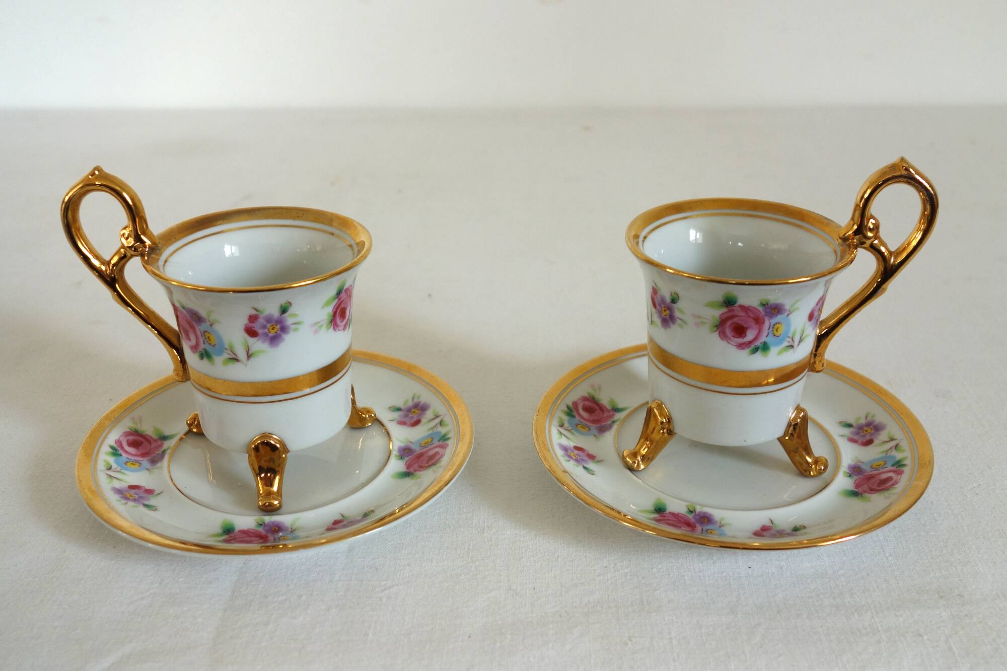 Pair of Japanese porcelain cups and saucers by Ohashi China