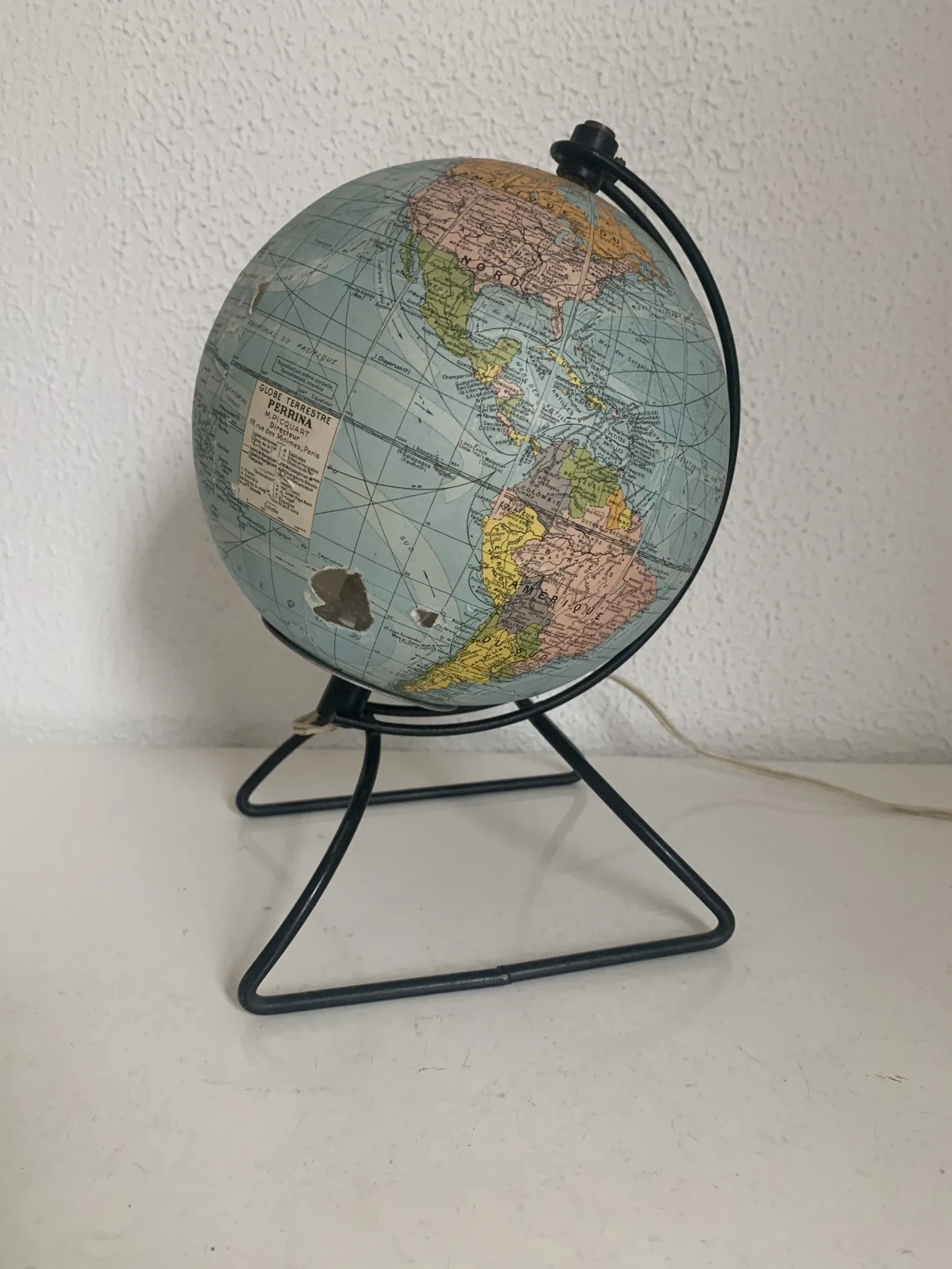 Vintage 1960 terrestrial globe glass world map Perrina - 24 cm