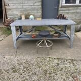 Metal table