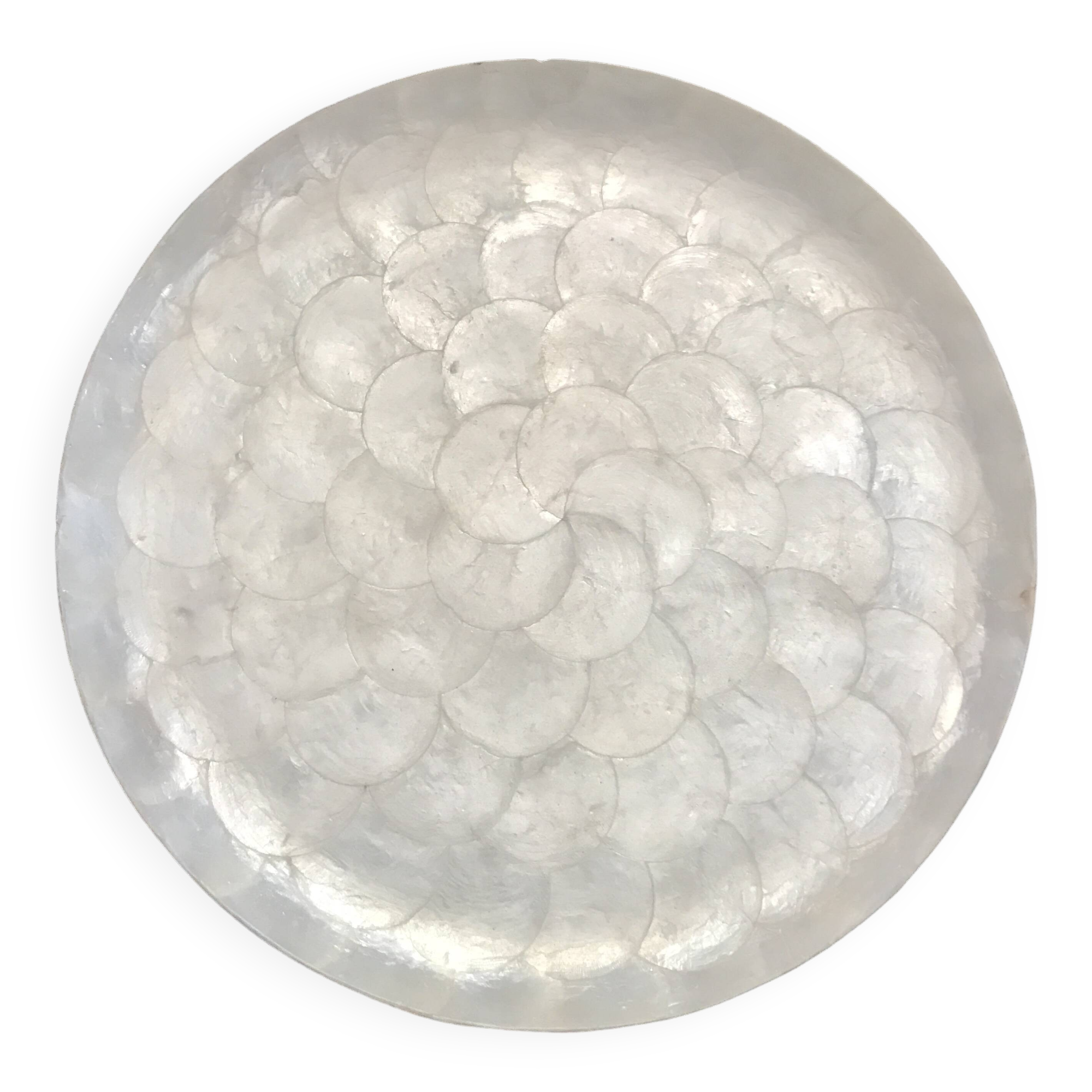 Round mother-of-pearl tray