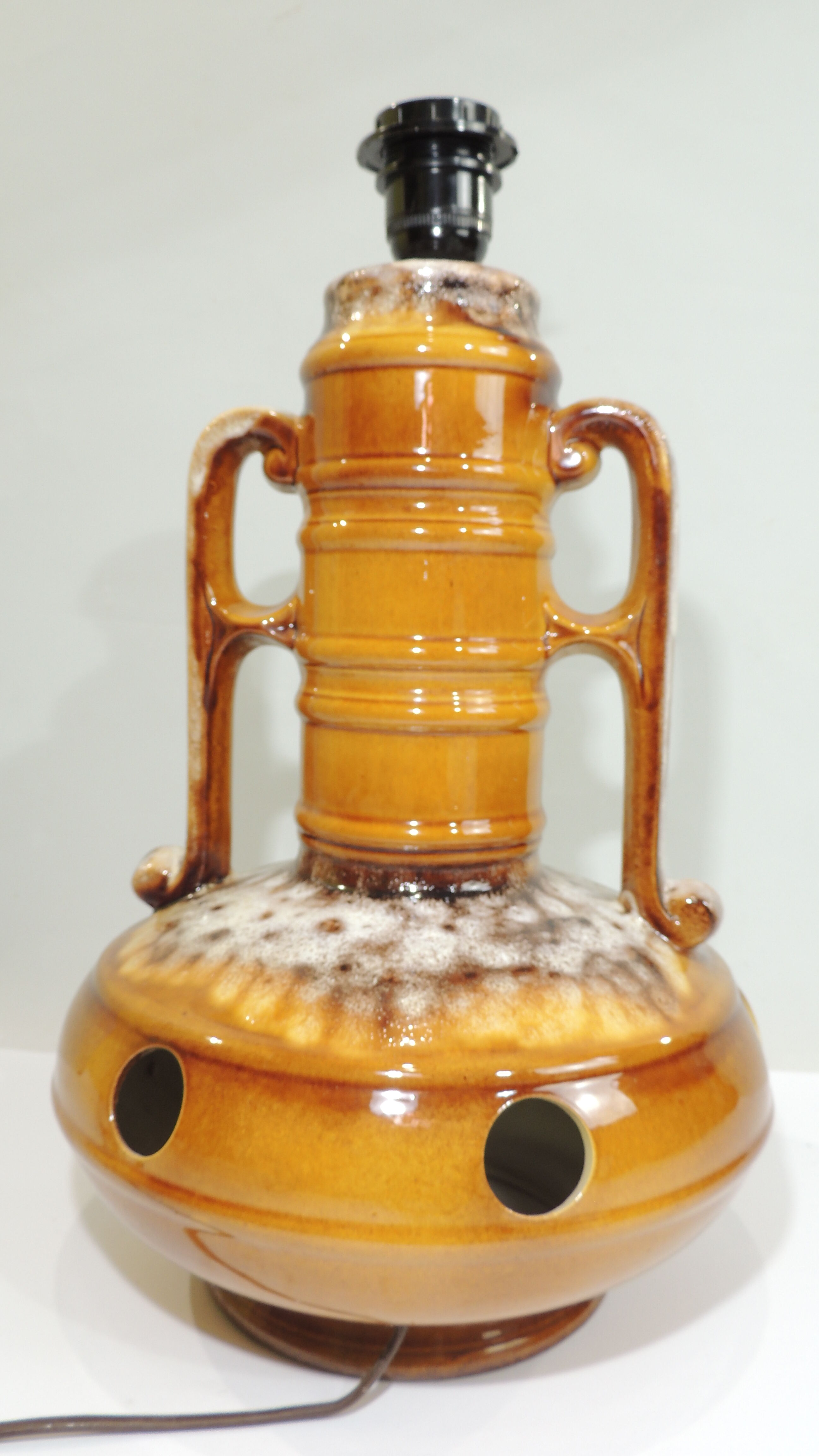 Fat lava mid-century ceramic/vintage floor lamp
