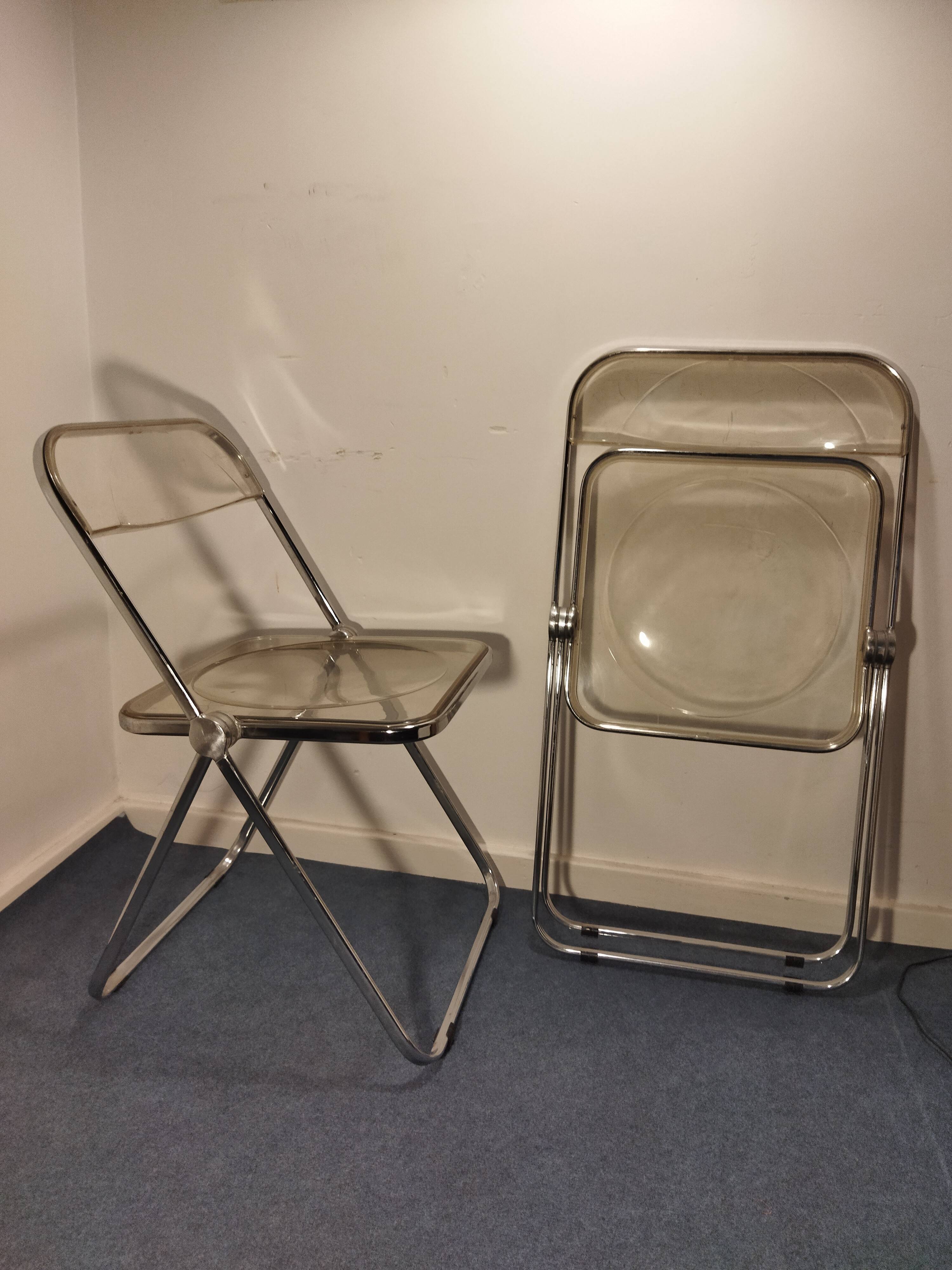 Pair of Plia chairs by Giancarlo Piretti