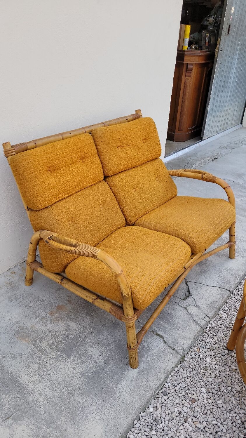 Salon canapé, 2 fauteuils et table basse en rotin vintage fabrication 1950