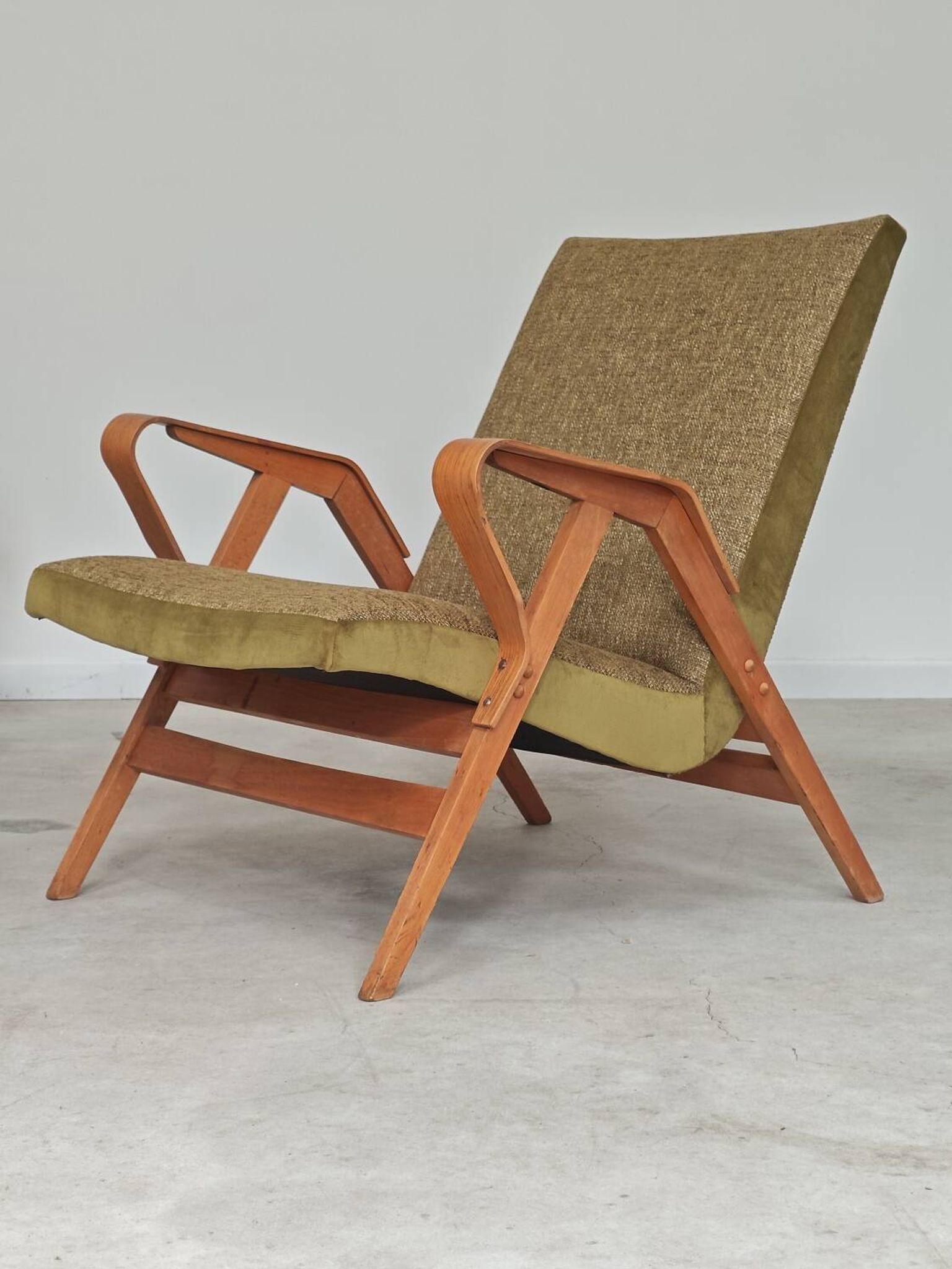 Pair of armchairs restored by Frantisek Jirak for Tatra Nabytok 1960