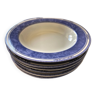 Set of 6 blue and white soup plates