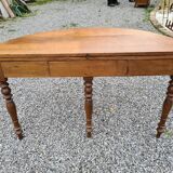 Half moon table in oak