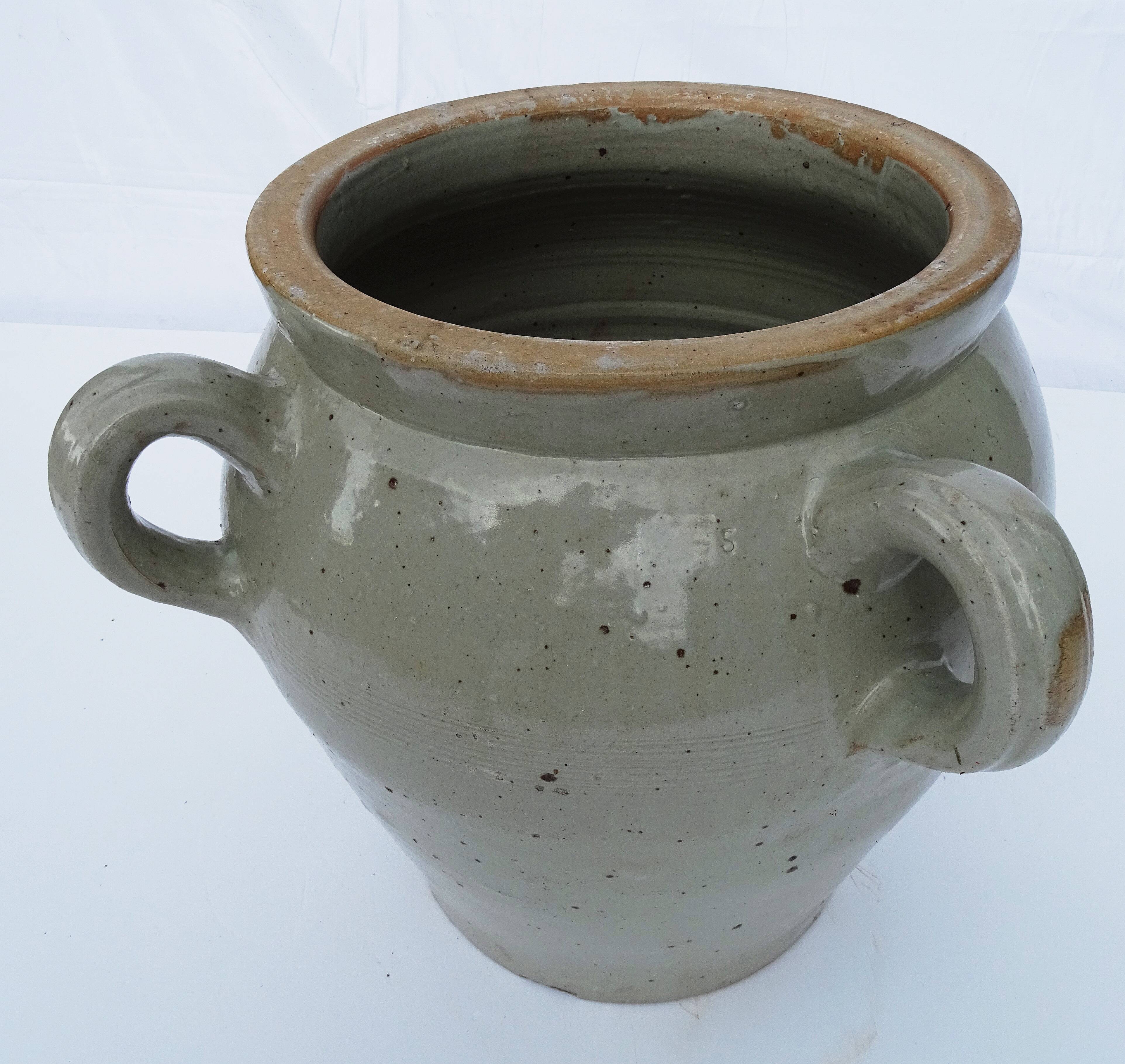 Grey-blue sandstone sandstone sandstone sandstone jar