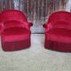 2 fauteuils crapauds velours rouge