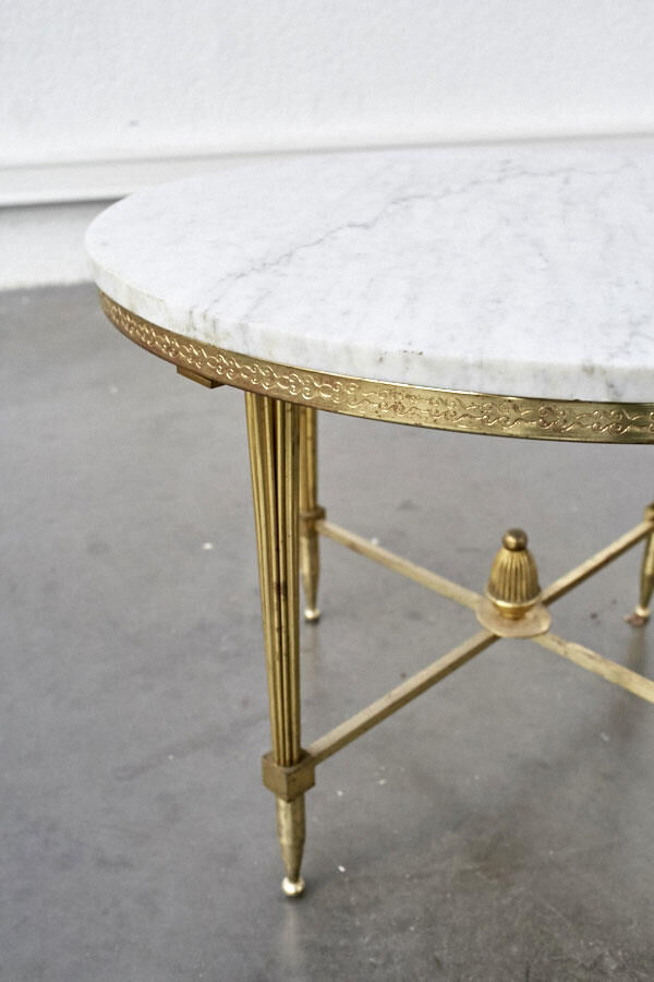 Round coffee table marble and brass