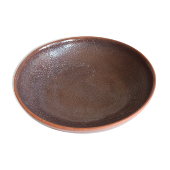 Rusty sandstone dish