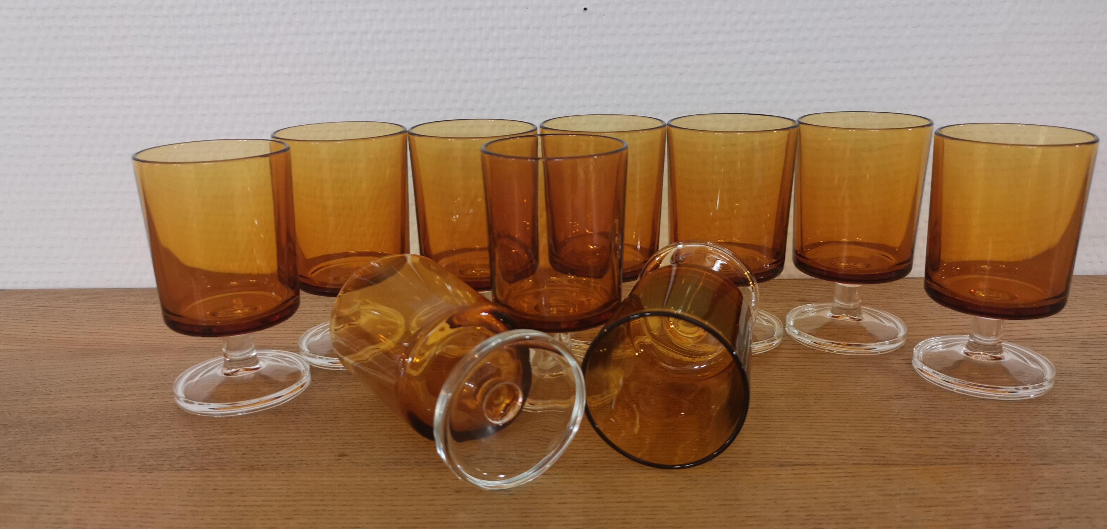Lot 10 wine glasses Luminarc Cavalier amber