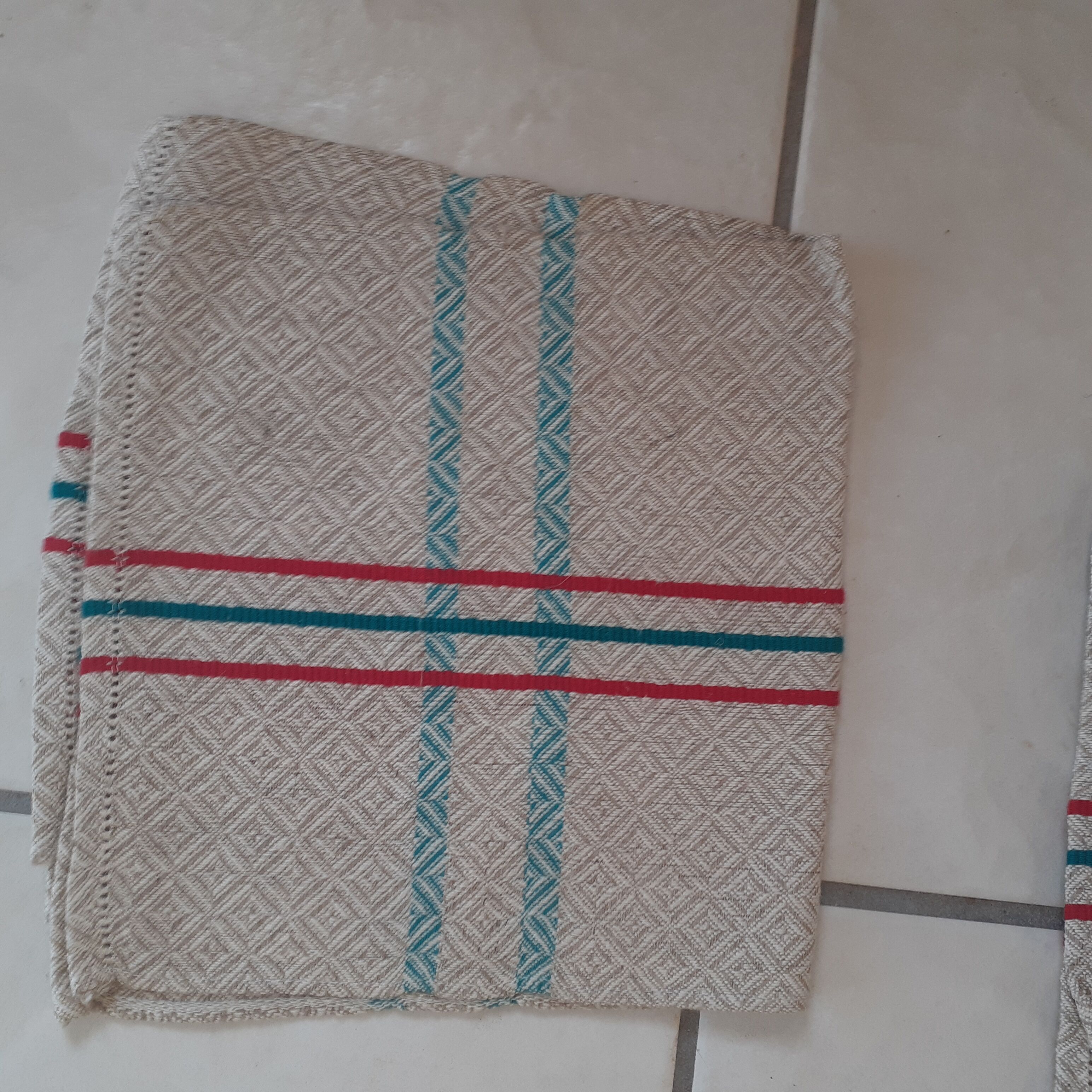 6 napkins. basque style. unbleached background