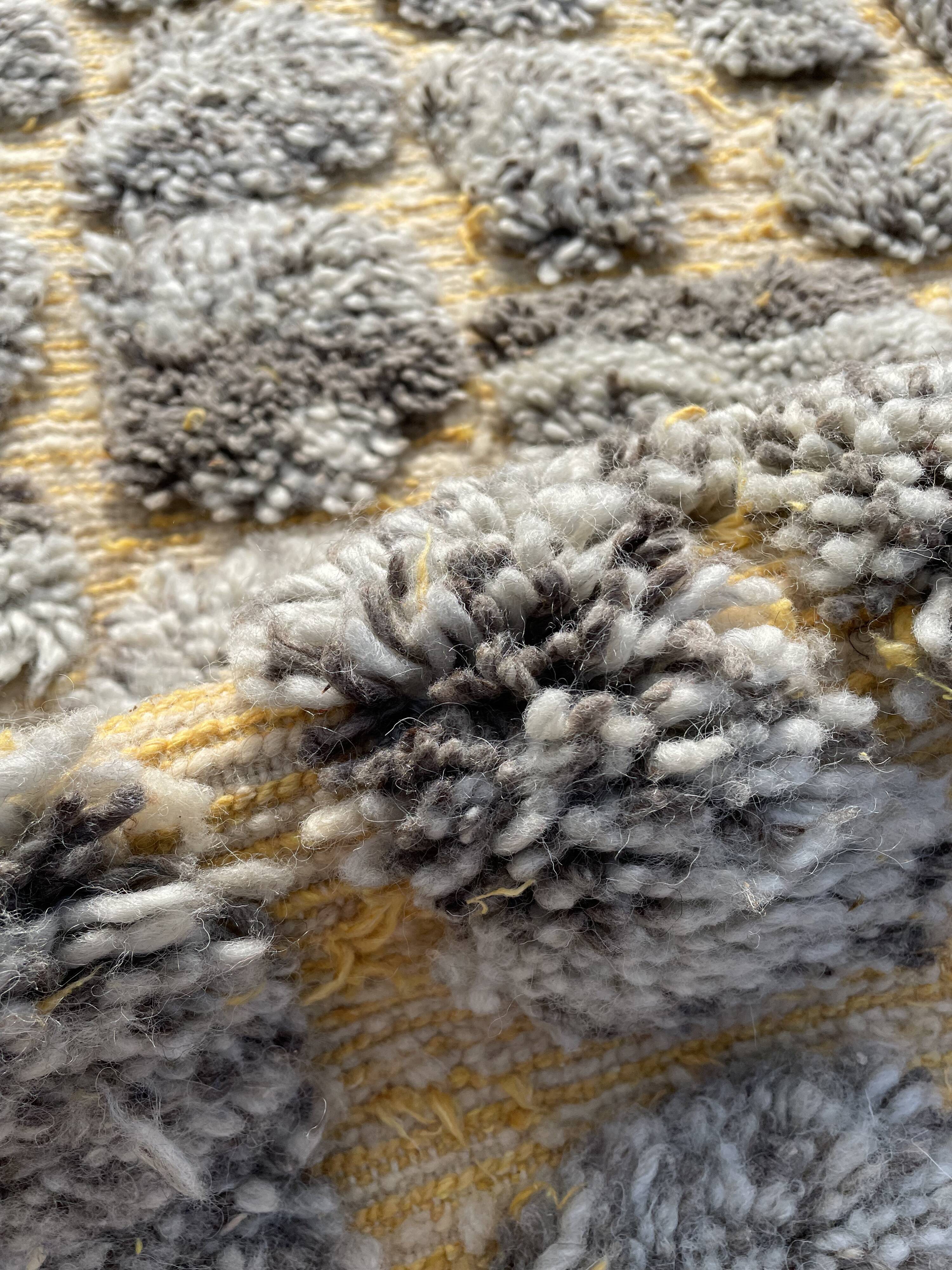 Carpet berbere m'rirt in wool 200x300 cm