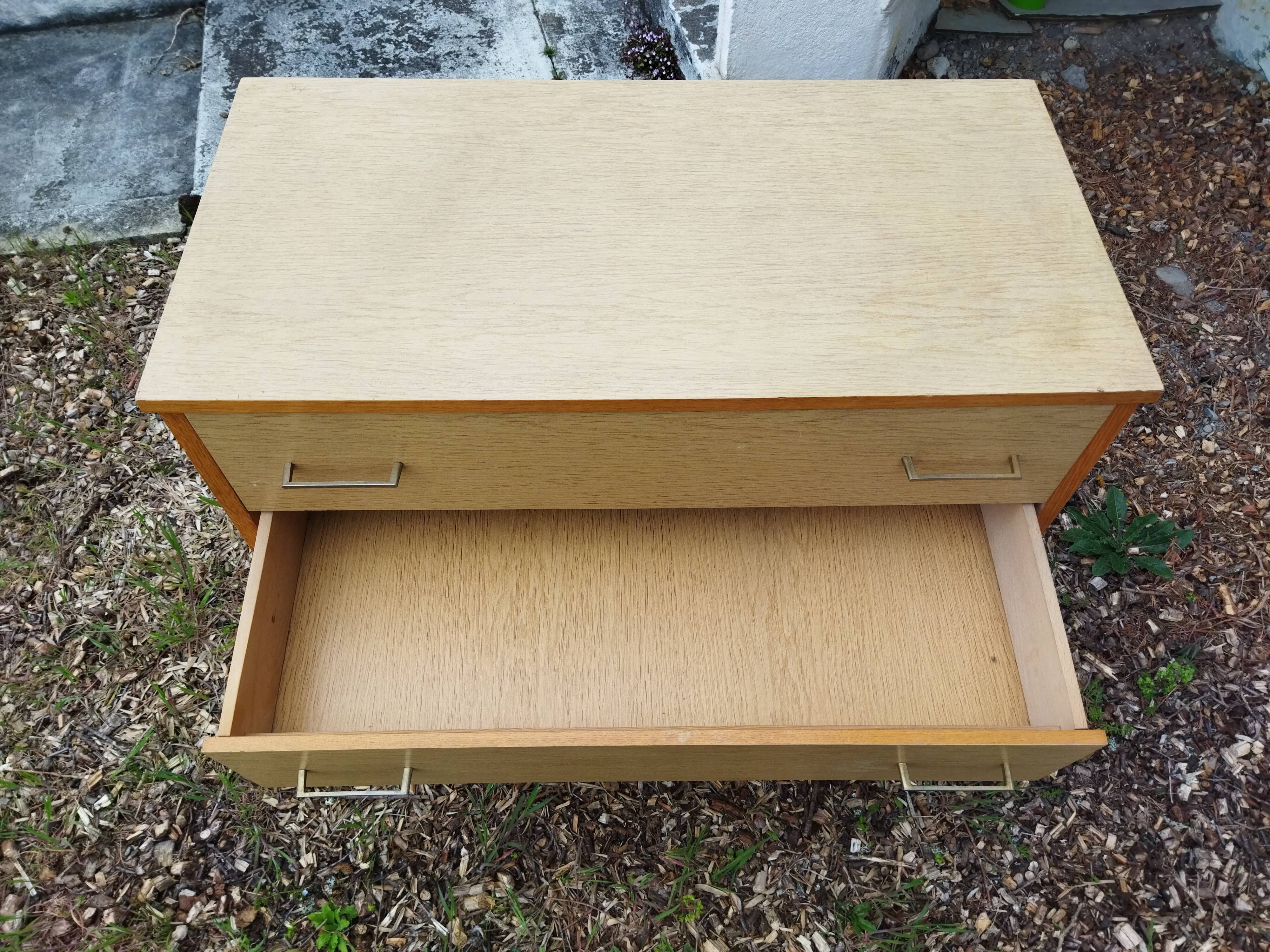 Vintage chest of drawers