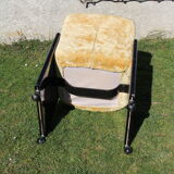 Fauteuil noir et or