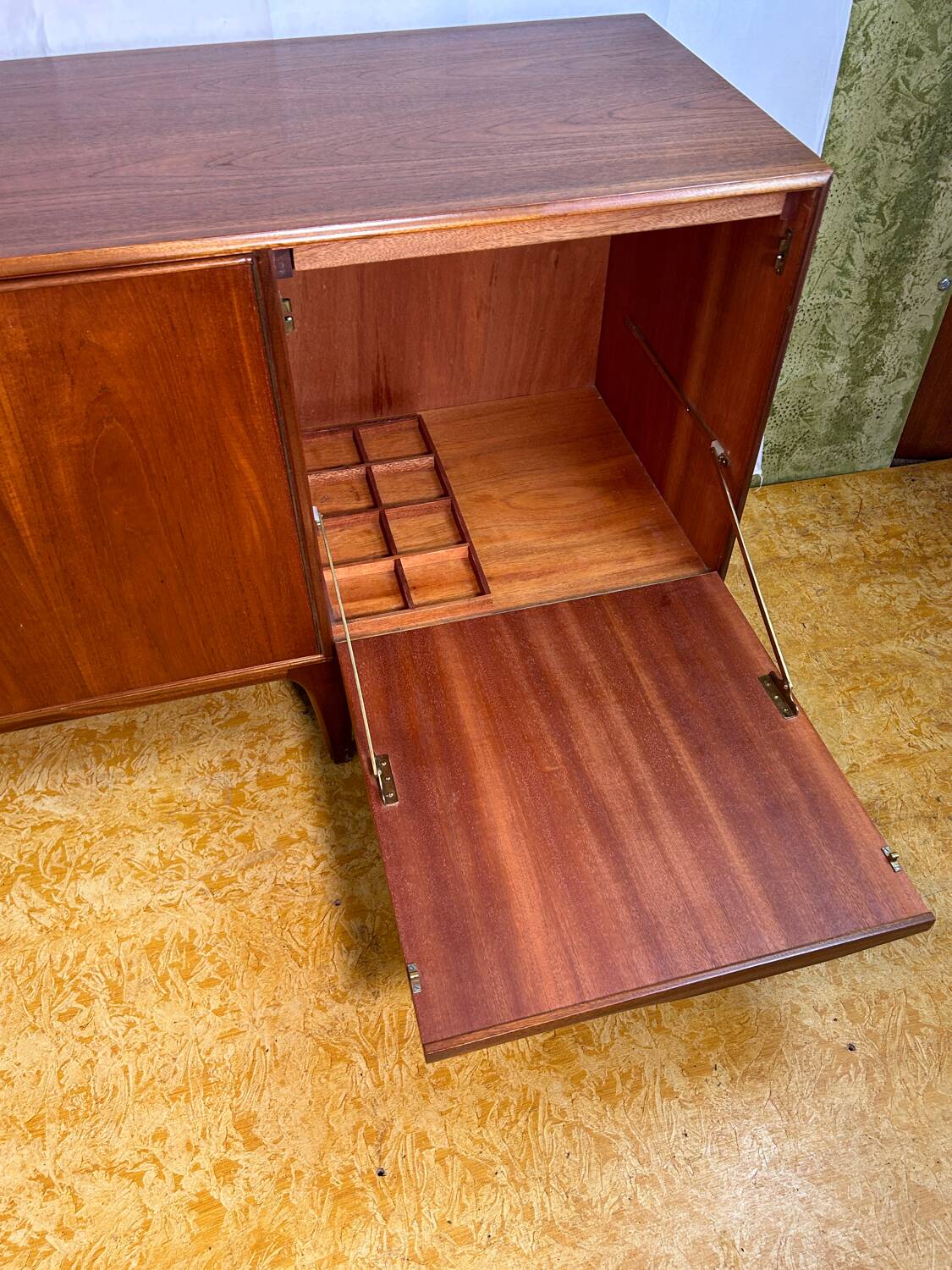 Mid century retro vintage teak McIntosh sideboard 1960 Dunvegan