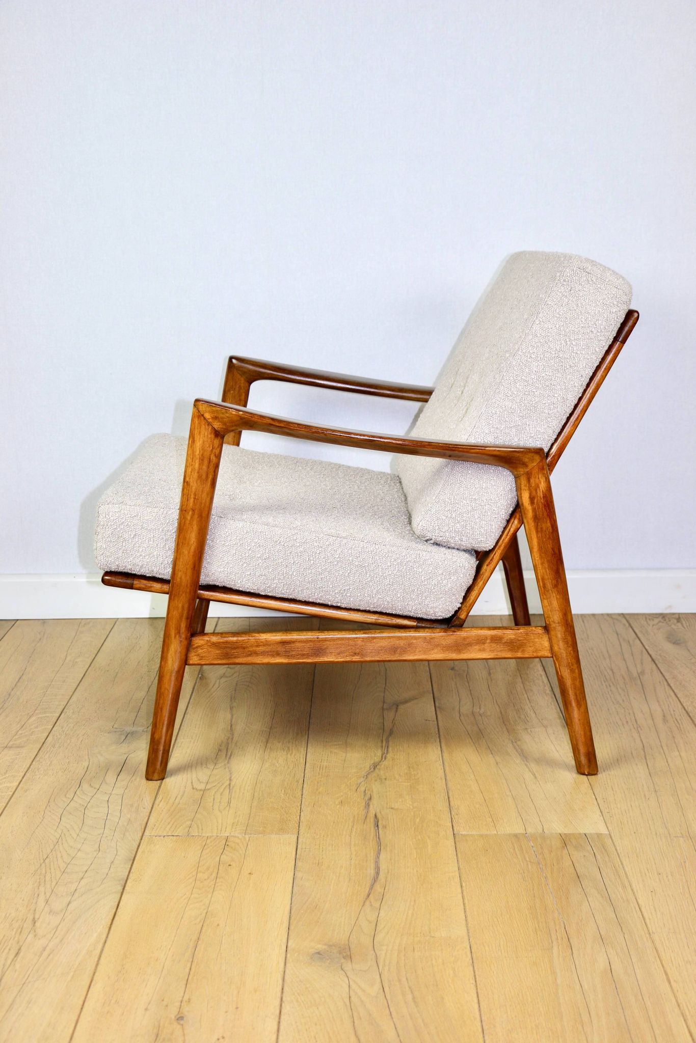 PRL armchair "Stefan" wooden beech vintage beige boucle - darker wood