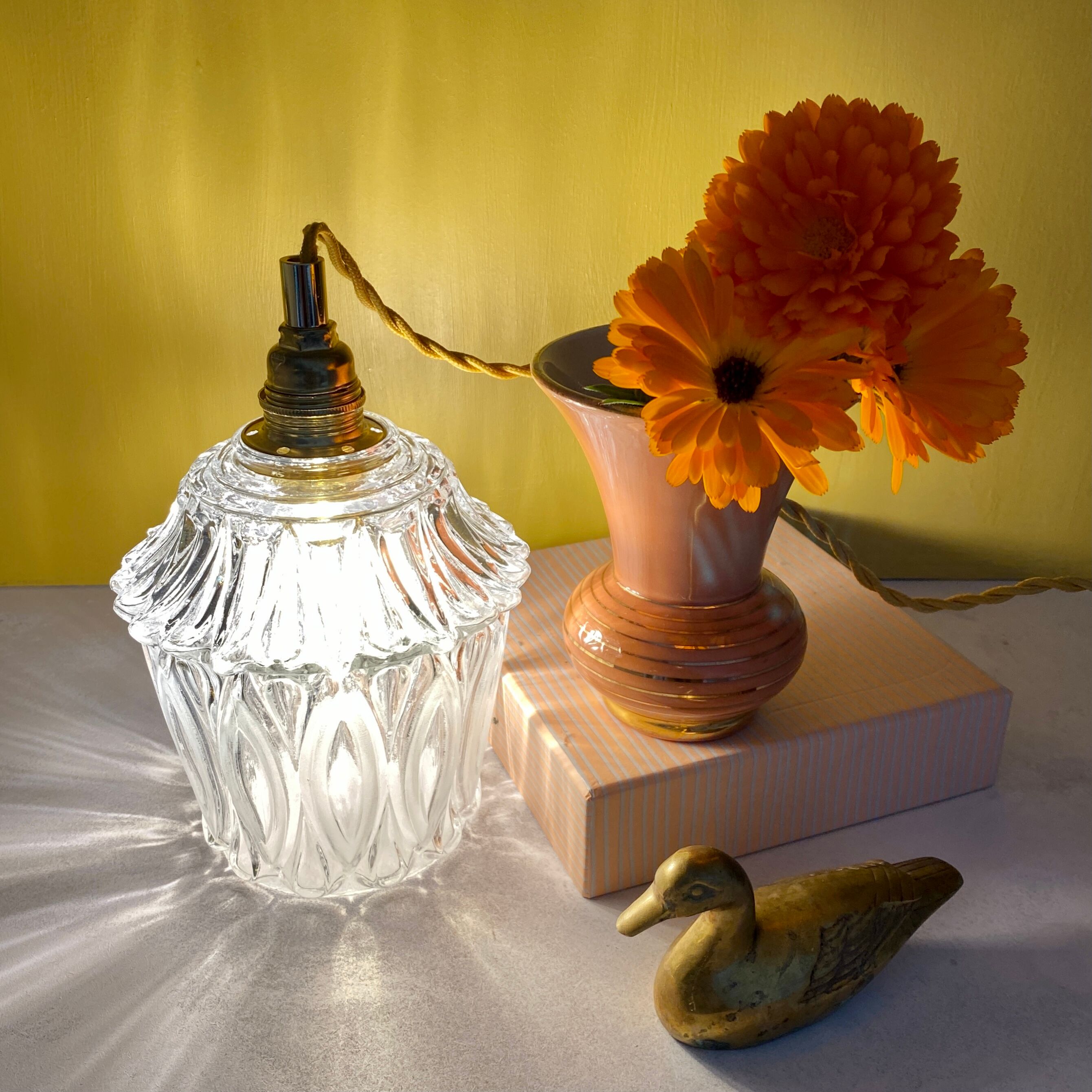 Vintage tulip walking lamp in transparent and frosted glass